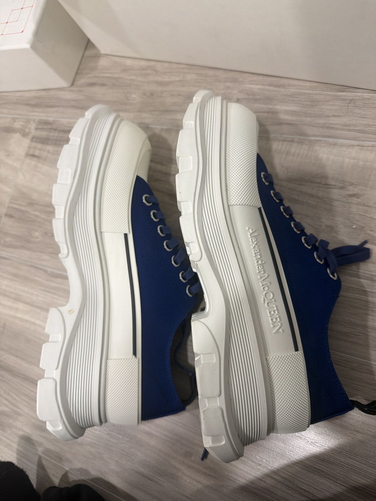 Alexander McQueen Alexander Mcqueen Thread Low Boots Size 41 Size US 8 / EU 41 - 3 Thumbnail
