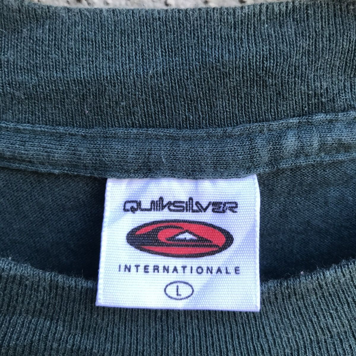 Quiksilver Vintage 90s QUIKSILVER usa tee surf skate Size US L / EU 52-54 / 3 - 4 Thumbnail