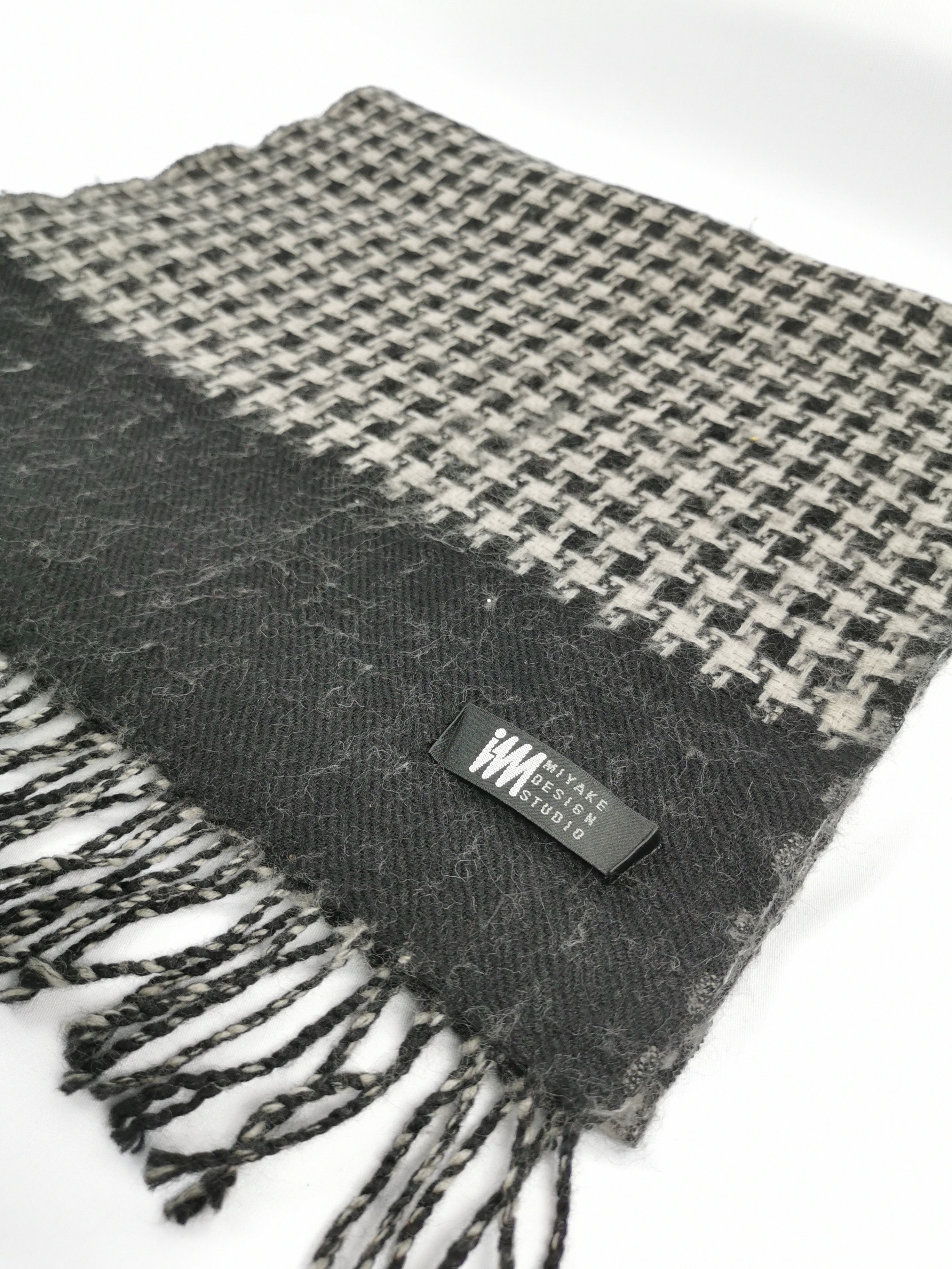 Issey Miyake Issey miyake scarf muffler Size ONE SIZE - 4 Thumbnail