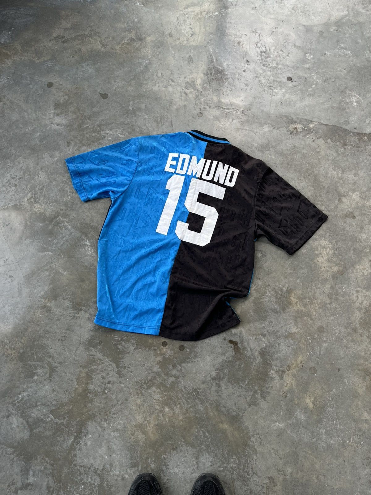 Umbro Vintage 90’s Umbro tamplate Jersey Size US L / EU 52-54 / 3 - 7 Thumbnail