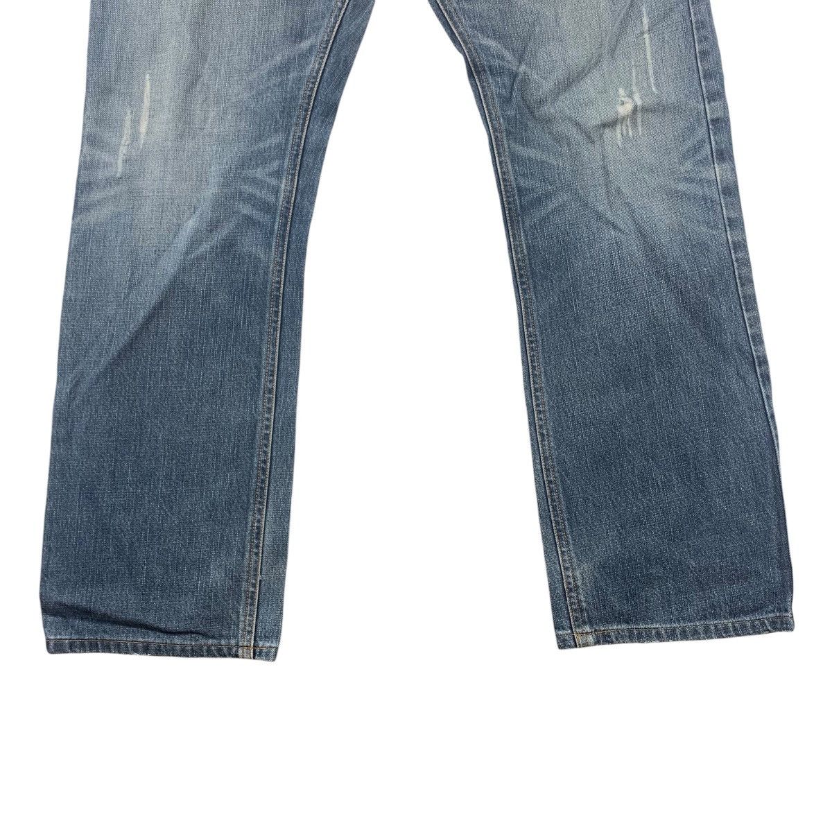 Burberry × Designer BURBERRY Black label distressed design blue jeans Size US 33 - 11 Thumbnail