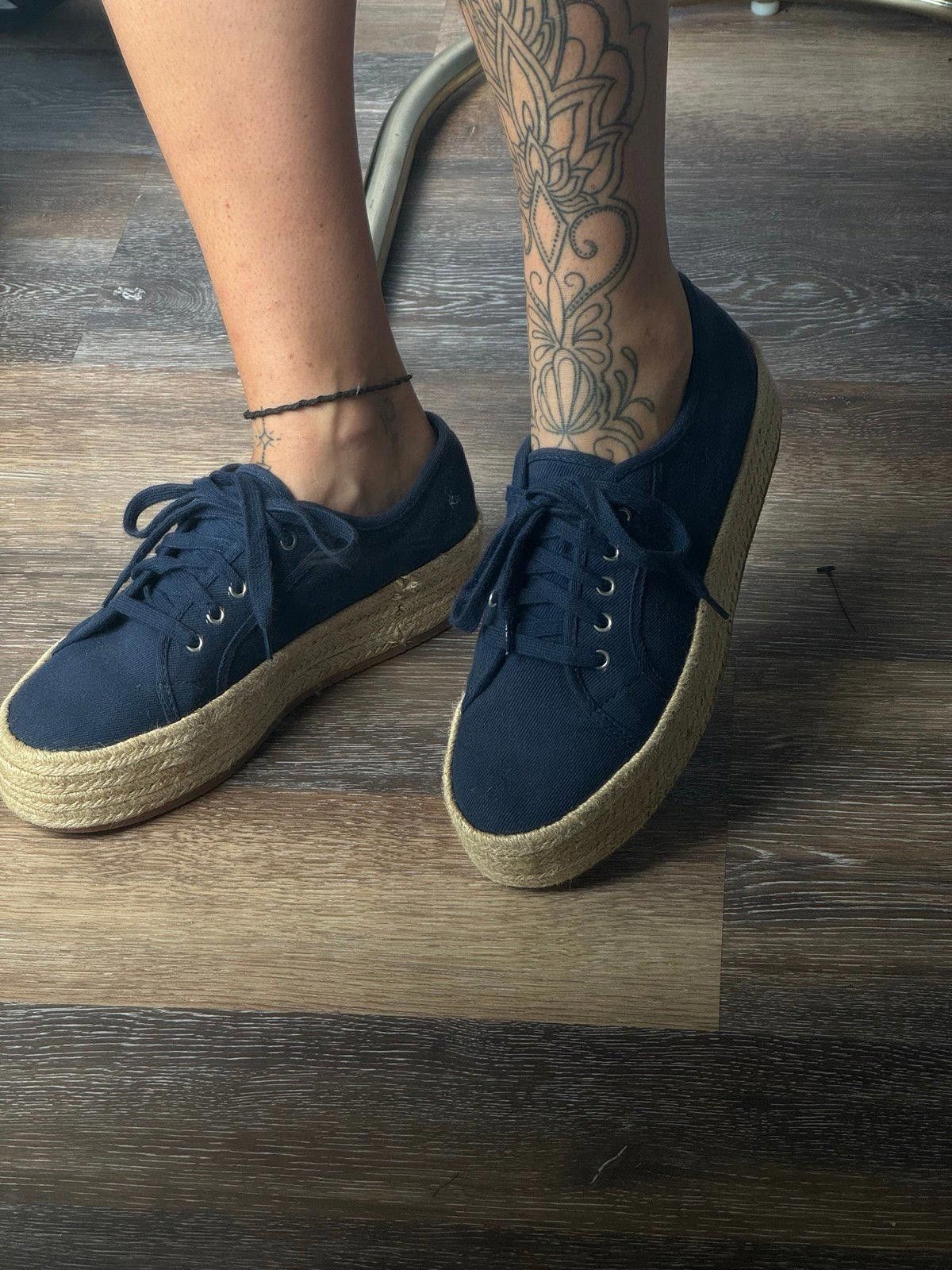 Old Navy lace up platform shoes Size US 9.5 / IT 39.5 - 5 Thumbnail