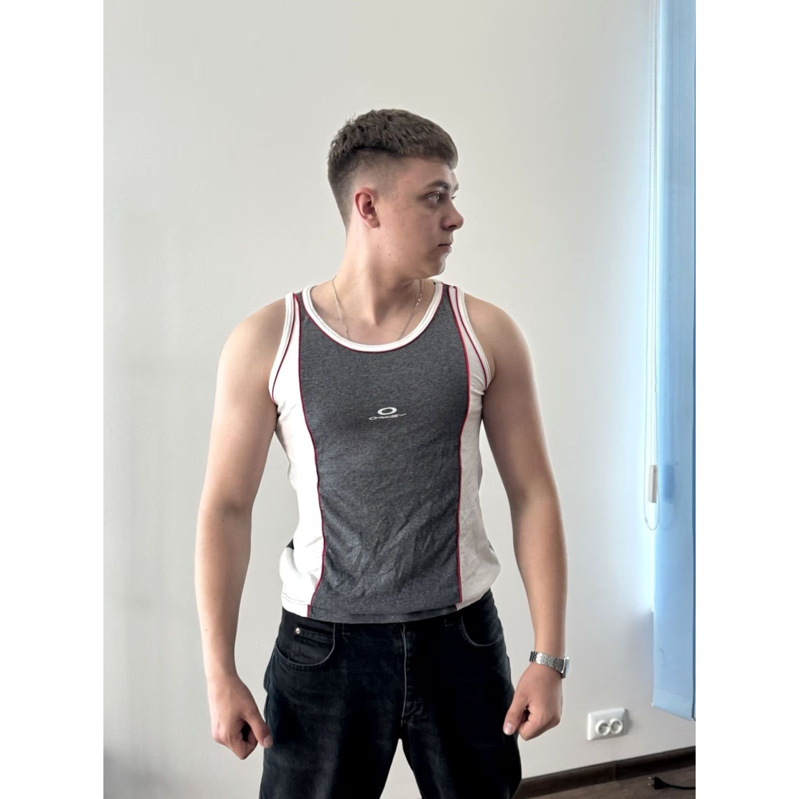 Oakley VINTAGE Oakley Shirt Sleeveless Gray 90s Logo Men M Size US M / EU 48-50 / 2 - 2 Thumbnail