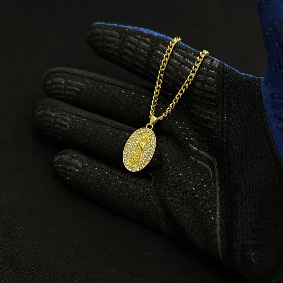 Japanese Brand × Vintage Y2K 2000s gold plated Maria pendant hip hop chain Size ONE SIZE - 1 Thumbnail