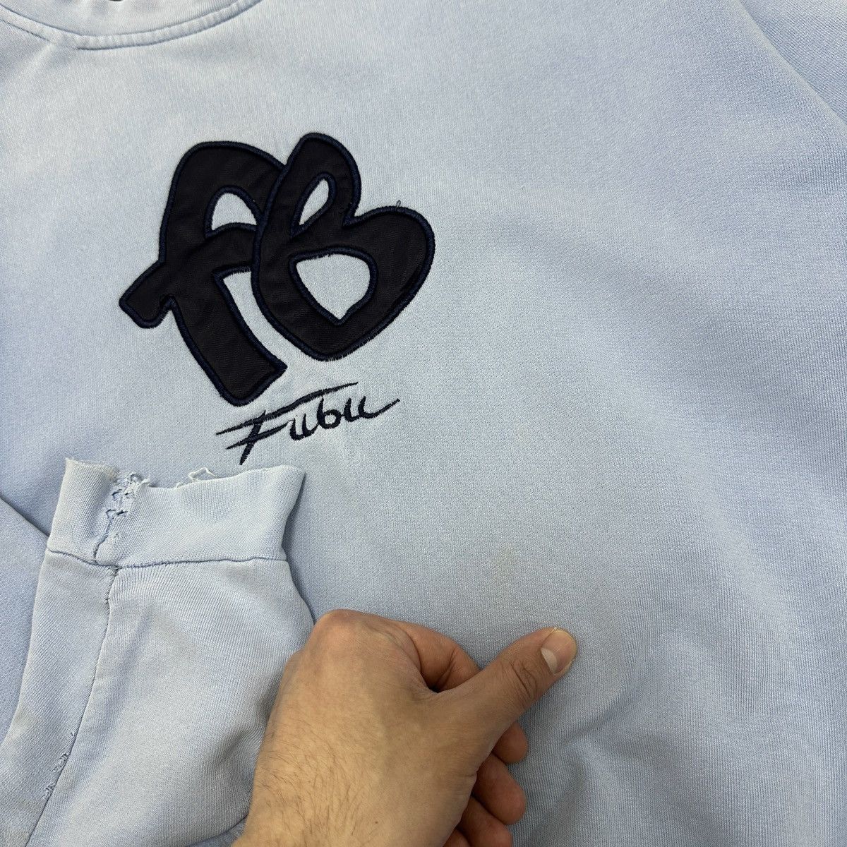 Fubu Vintage 90s Fubu distressed sweatshirt streetwear y2k og rap Size US M / EU 48-50 / 2 - 12 Thumbnail
