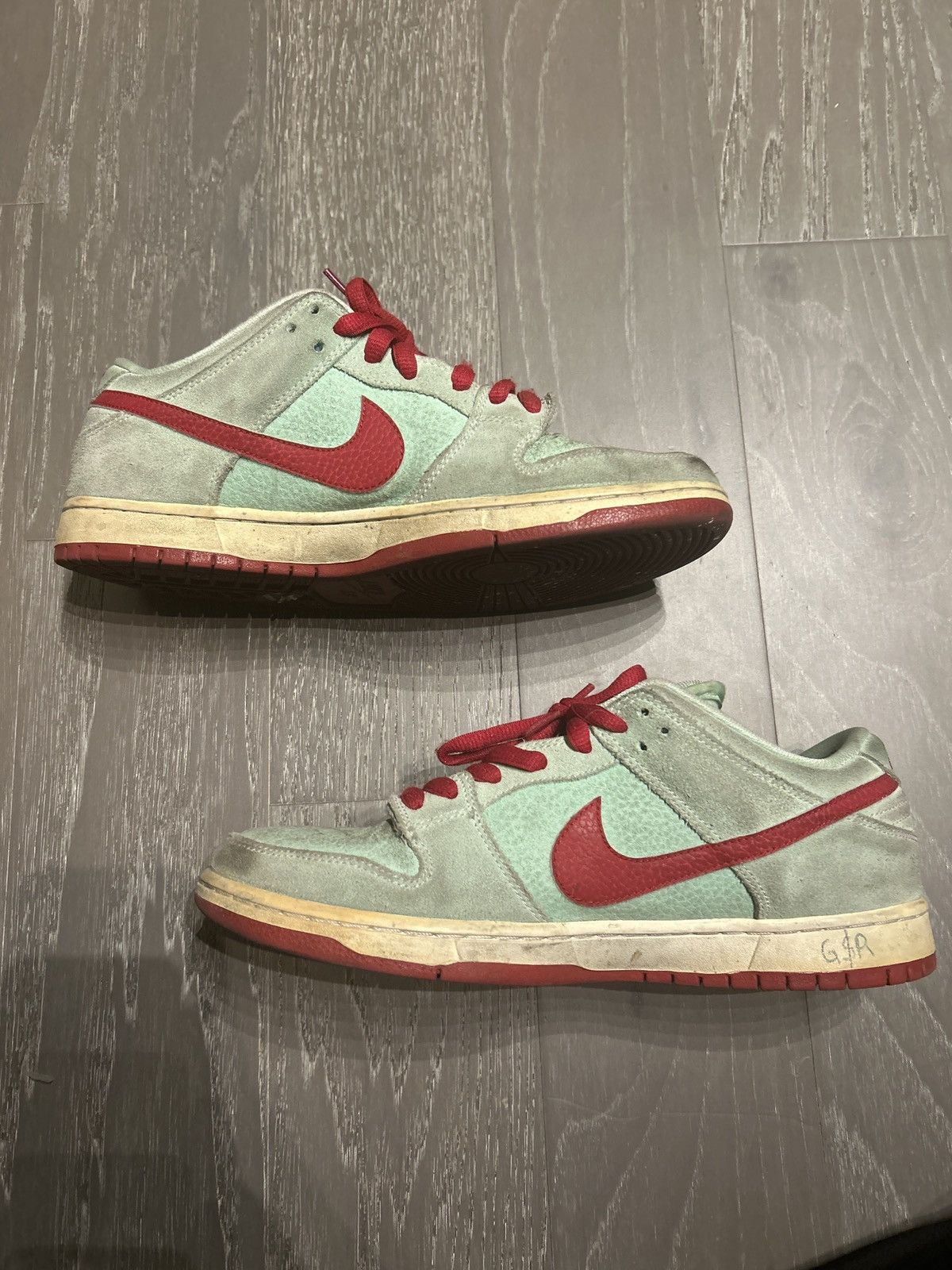 Nike SB Nike SB “Mint red” Size US 11 / EU 44 - 2 Thumbnail