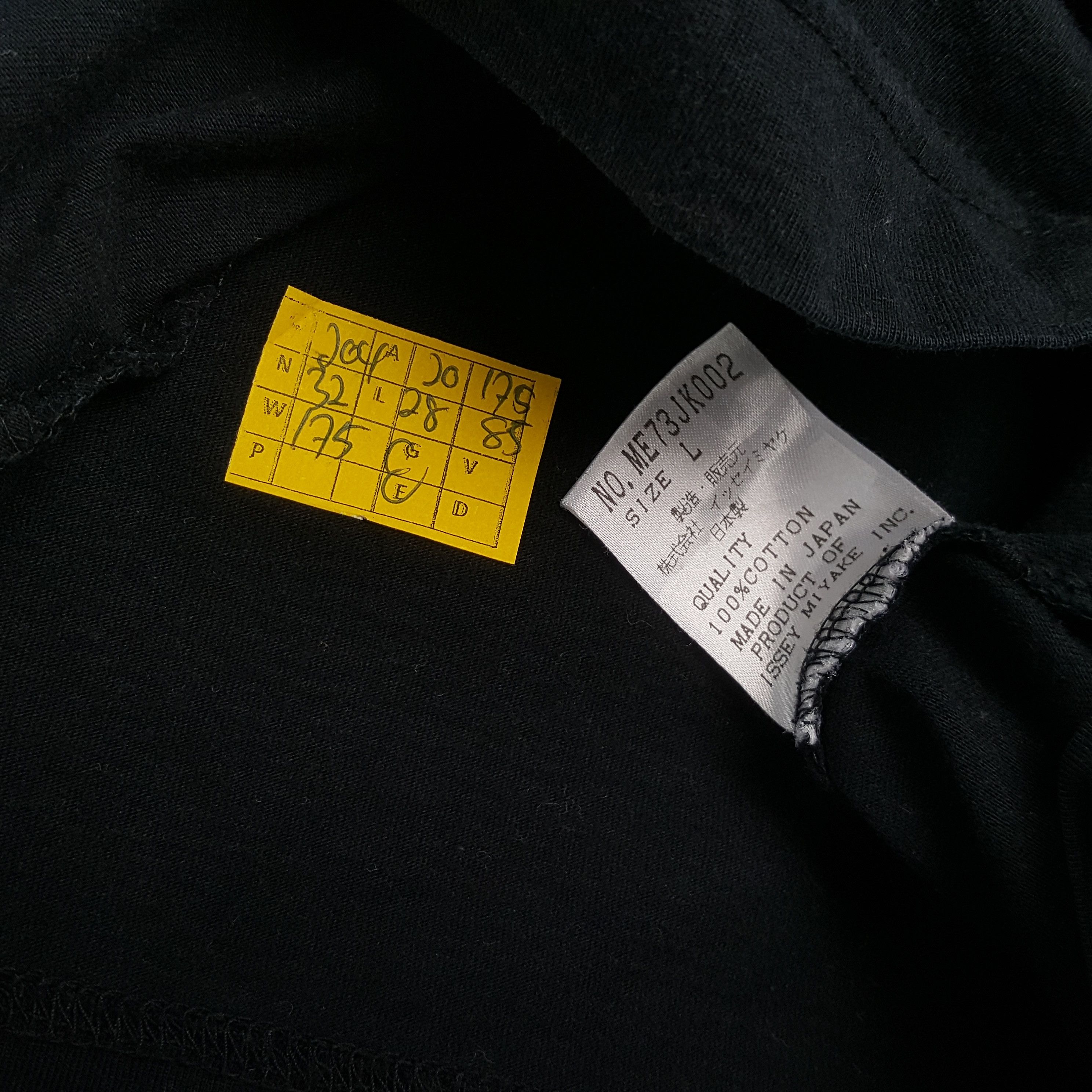 Issey Miyake × Japanese Brand × Vintage Vintage ISSEY MIYAKE MEN Japanese Fashion Designer T-Shirts Size US M / EU 48-50 / 2 - 4 Thumbnail