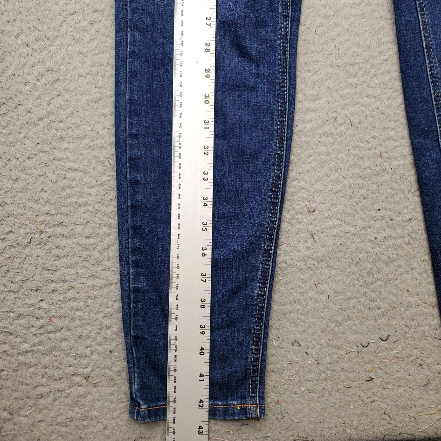Vintage ELOQUII Skinny Jeans Womens 18 Blue Denim Stretch Distressed 5-Pocket Jeans Size 40" / US 18 - 3 Thumbnail