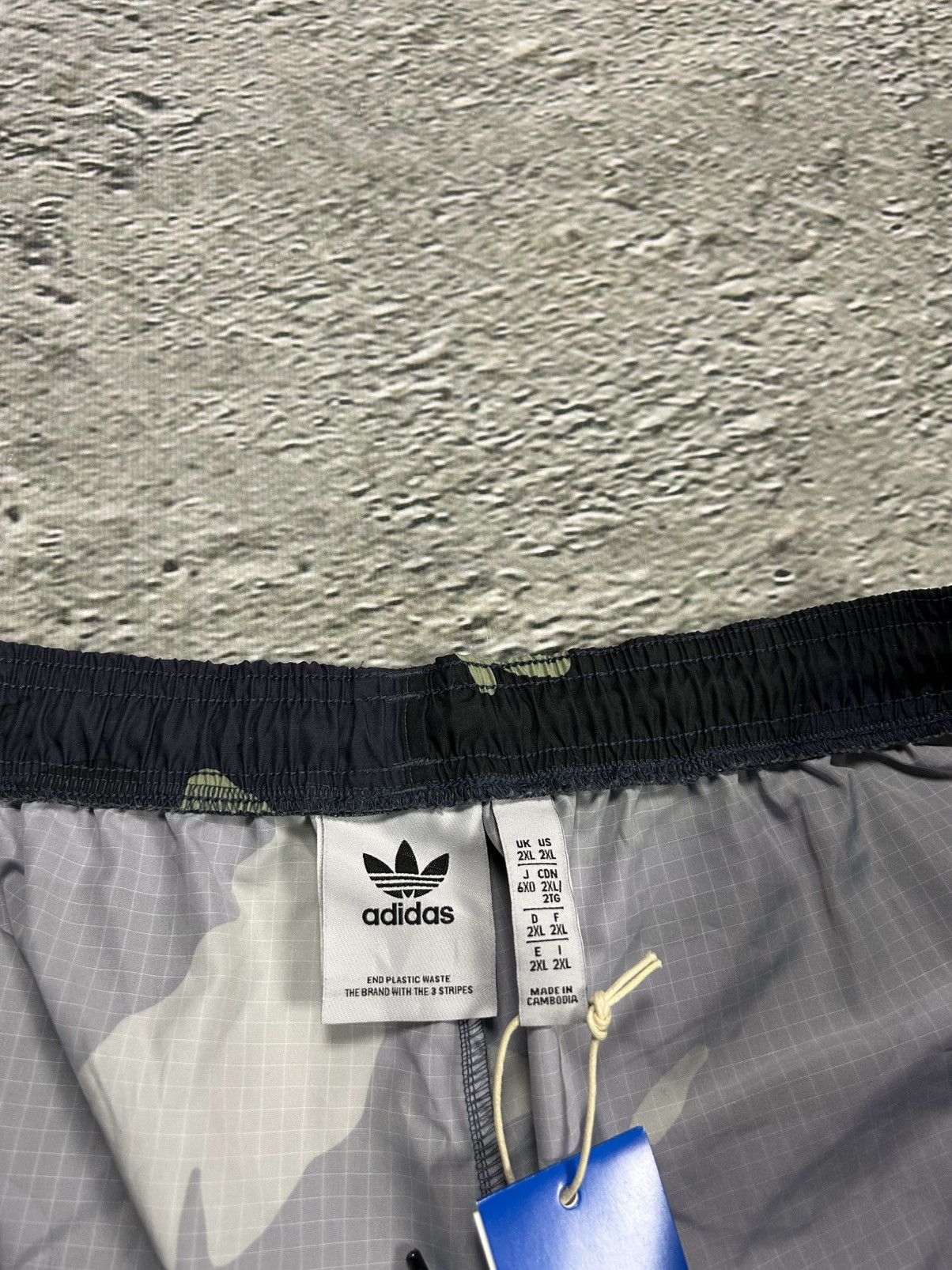 Adidas Adidas shorts camo Wov Size US 34 / EU 50 - 4 Thumbnail