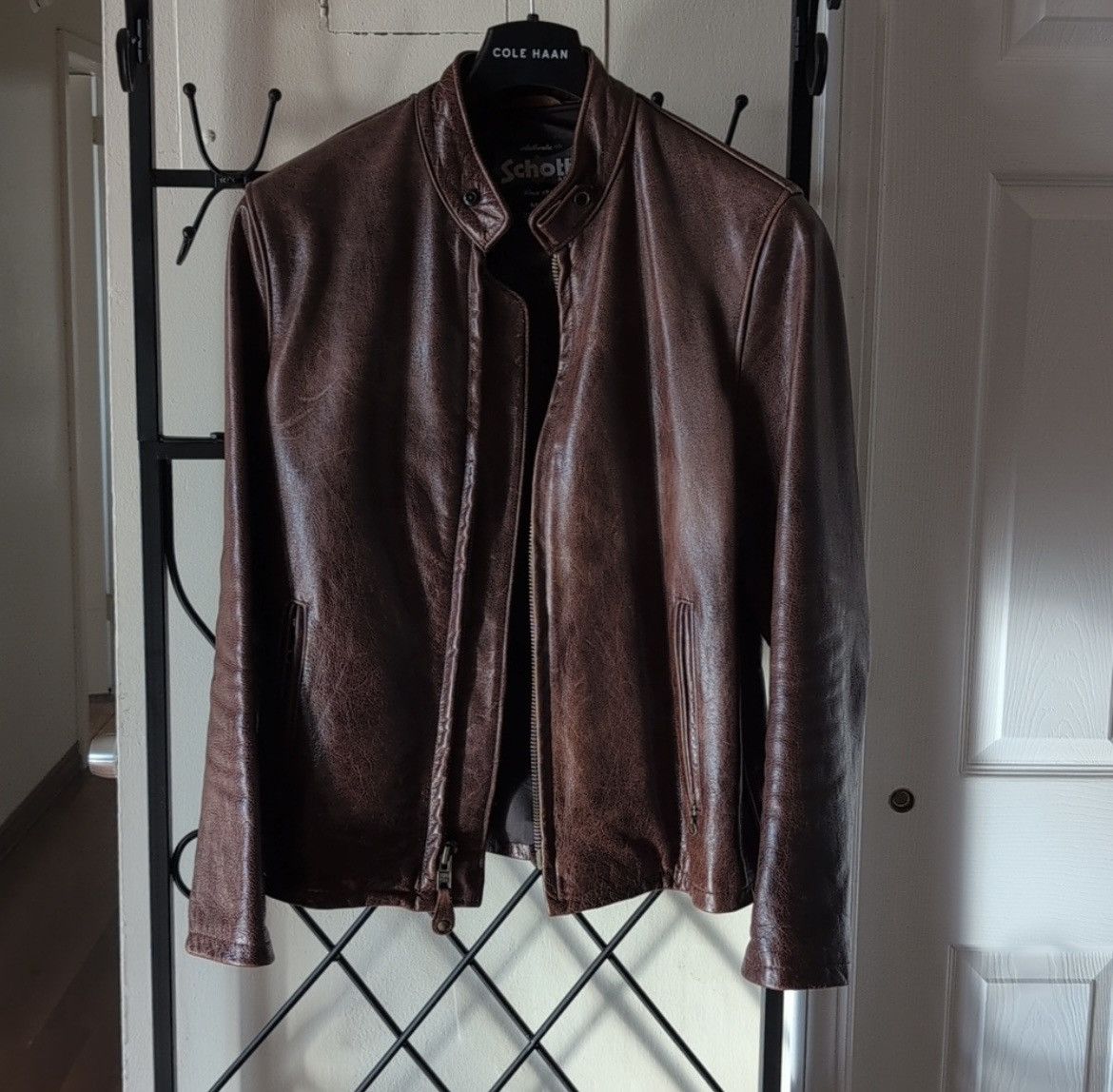 Schott Schott Brown 654 Cafe Leather Jacket (M) Size US M / EU 48-50 / 2 - 1 Thumbnail