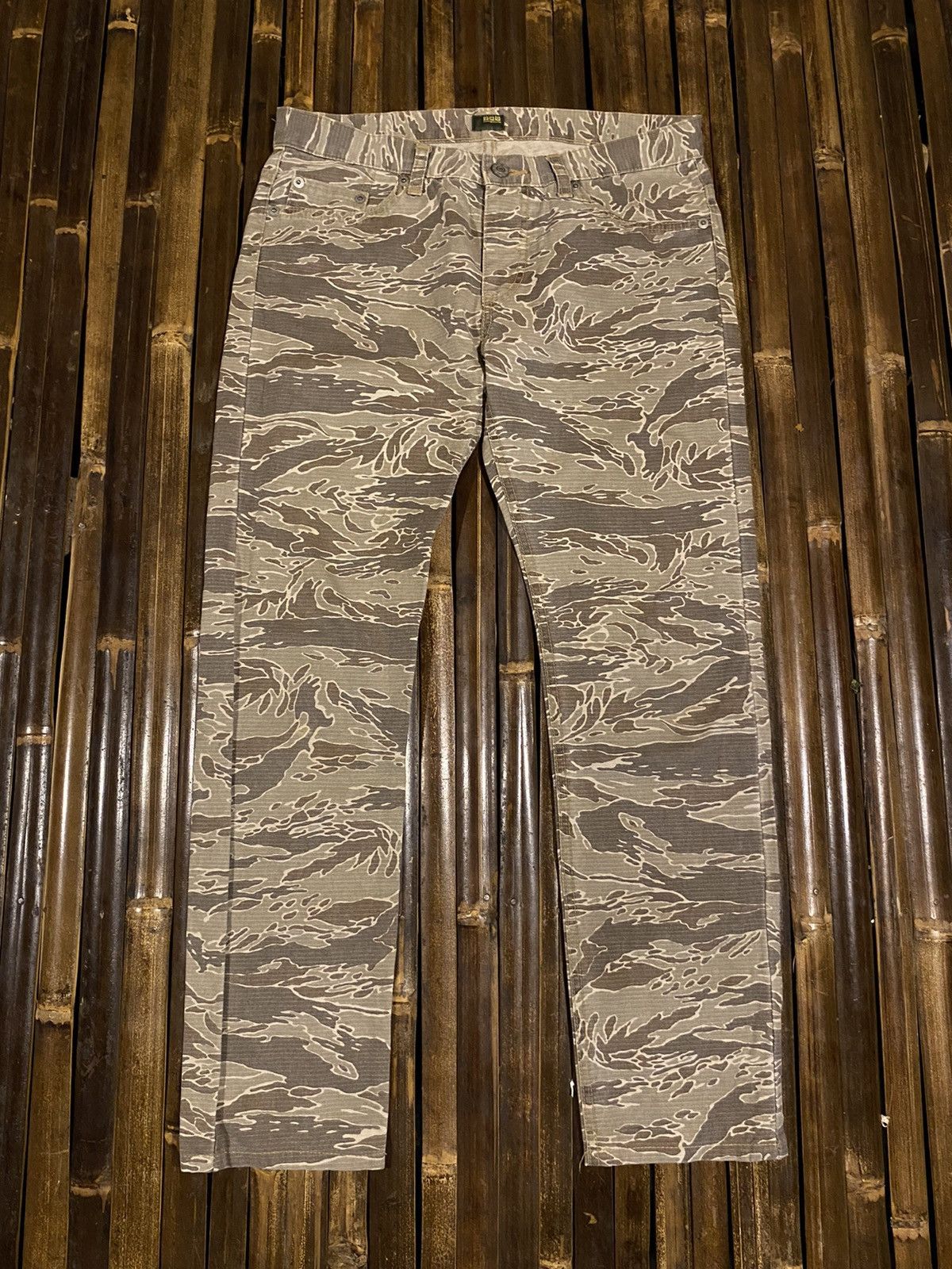 Japanese Brand DMG CAMO PANTS Size US 31 - 1 Thumbnail