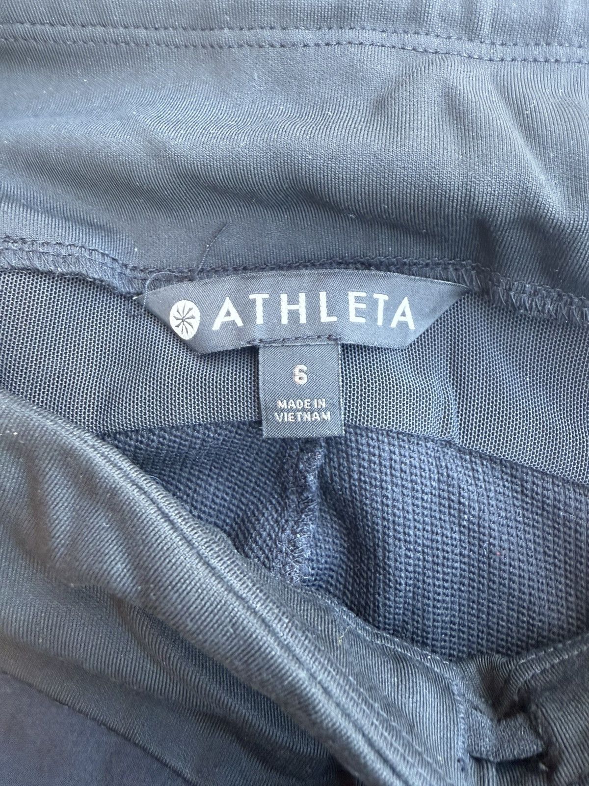 Athleta Athleta Black Joggers Leggings Zip Pockets Athletic Pants Size 28" / US 6 / IT 42 - 6 Thumbnail