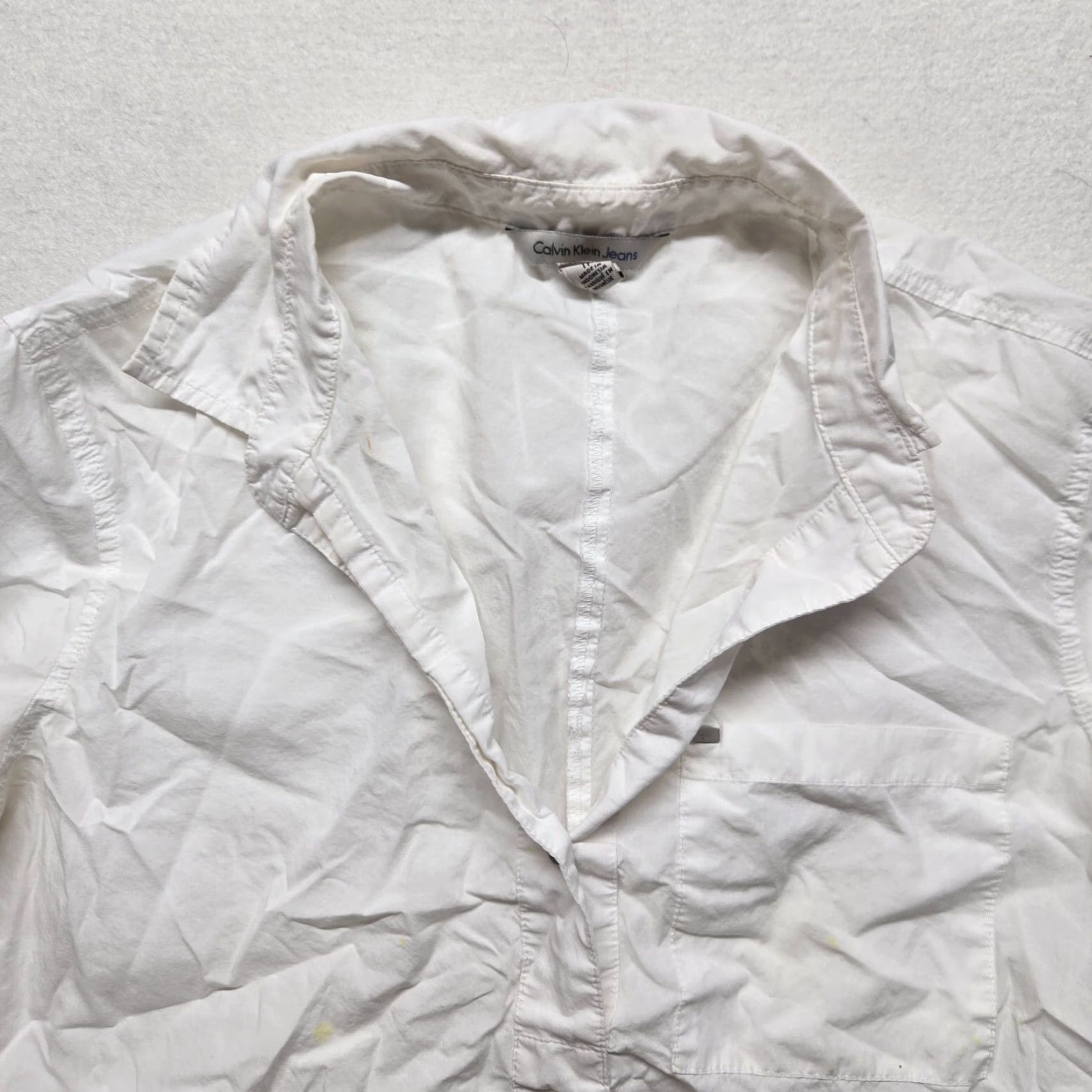Vintage Calvin Klein Jeans Solid White Long Sleeve Button-Up Casual Shirt Womens XS Size XS / US 0-2 / IT 36-38 - 2 Thumbnail