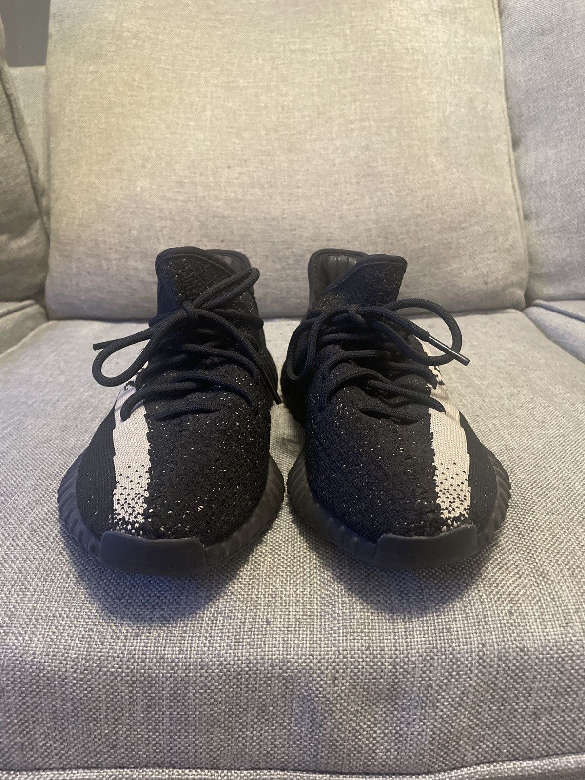 Yeezy Yeezy 350 V2 Core Black Whit Size US 10 / EU 43 - 1 Thumbnail