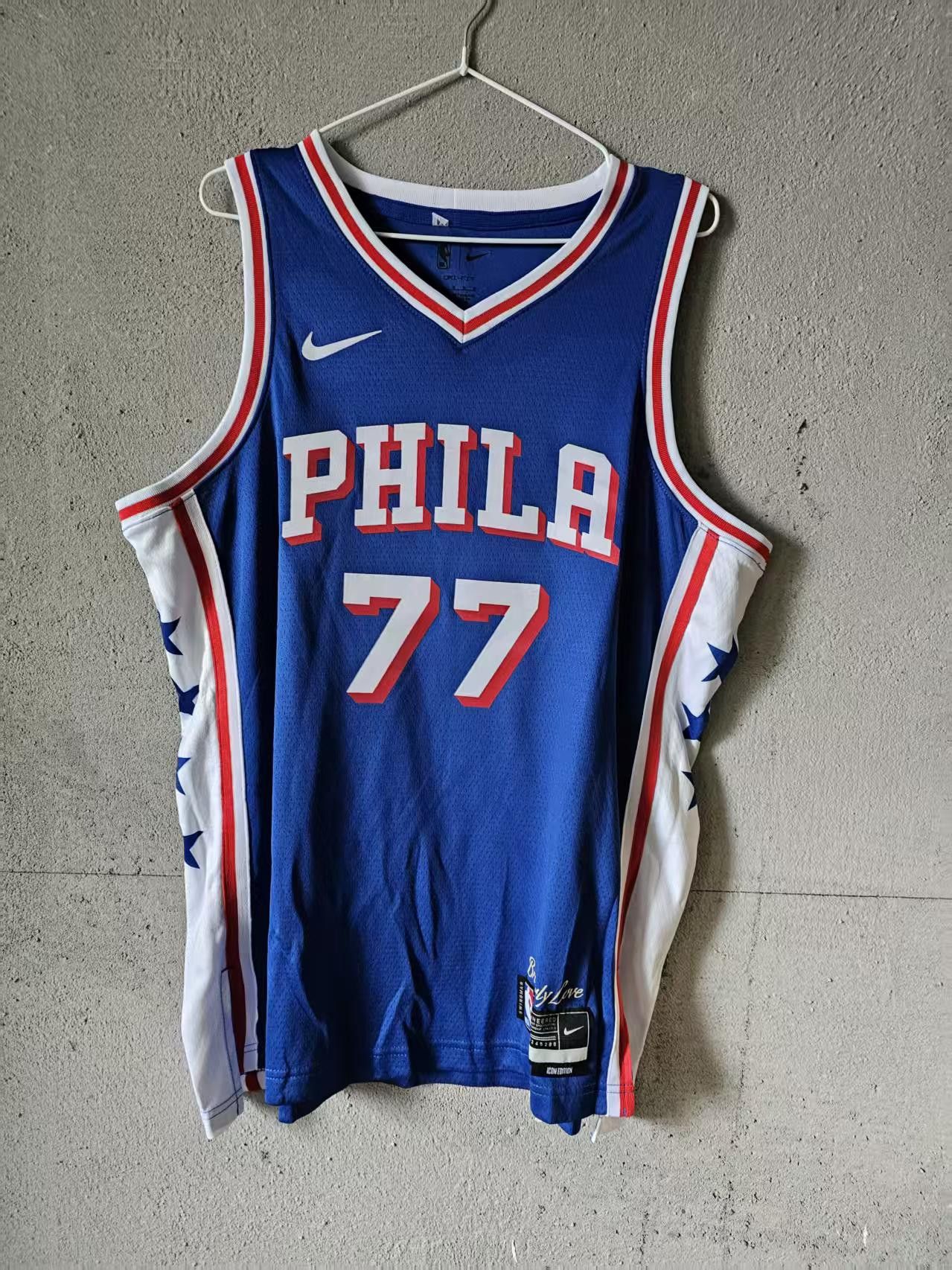 NBA 76ers 77 Edgecombe Jersey Size US L / EU 52-54 / 3 - 2 Thumbnail