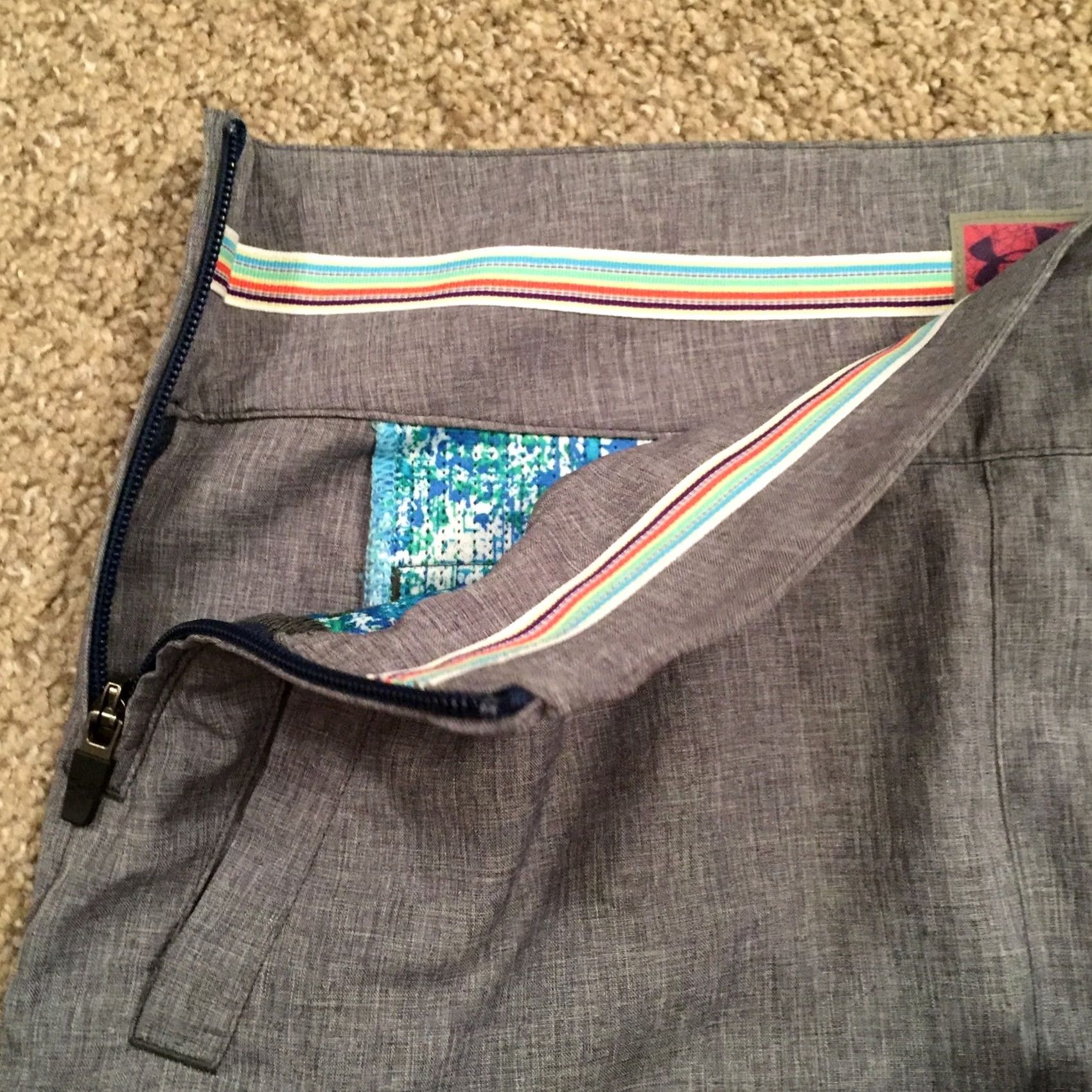 Under Armour Under Armour Skirt Women Short Gray Pockets Unlined Zip A-Line Size 8 Regular Size 30" / US 8 / IT 44 - 4 Thumbnail