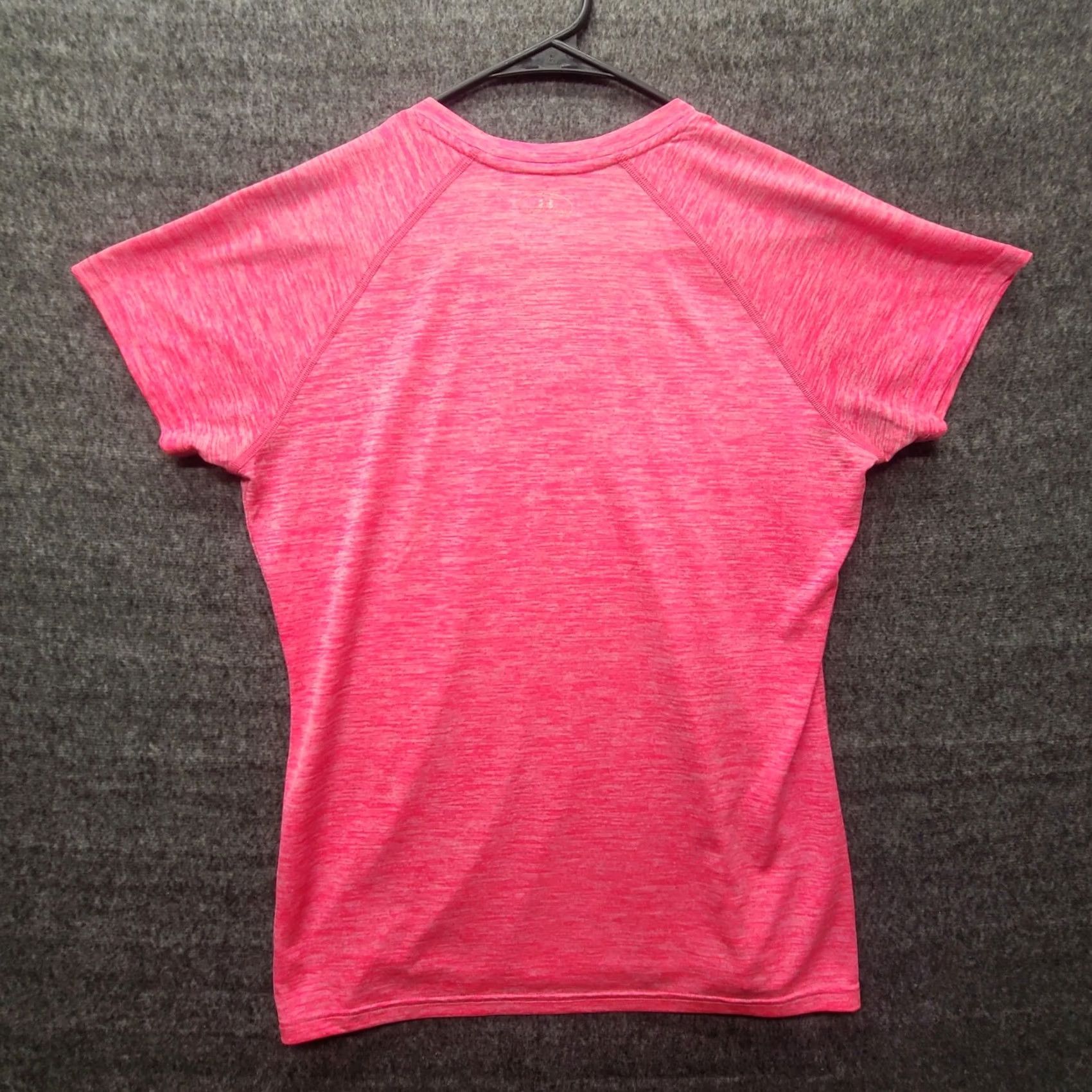 Under Armour Under Armour Shirt Womens M Slim HeatGear Short Sleeve V-Neck Pullover Size M / US 6-8 / IT 42-44 - 7 Thumbnail