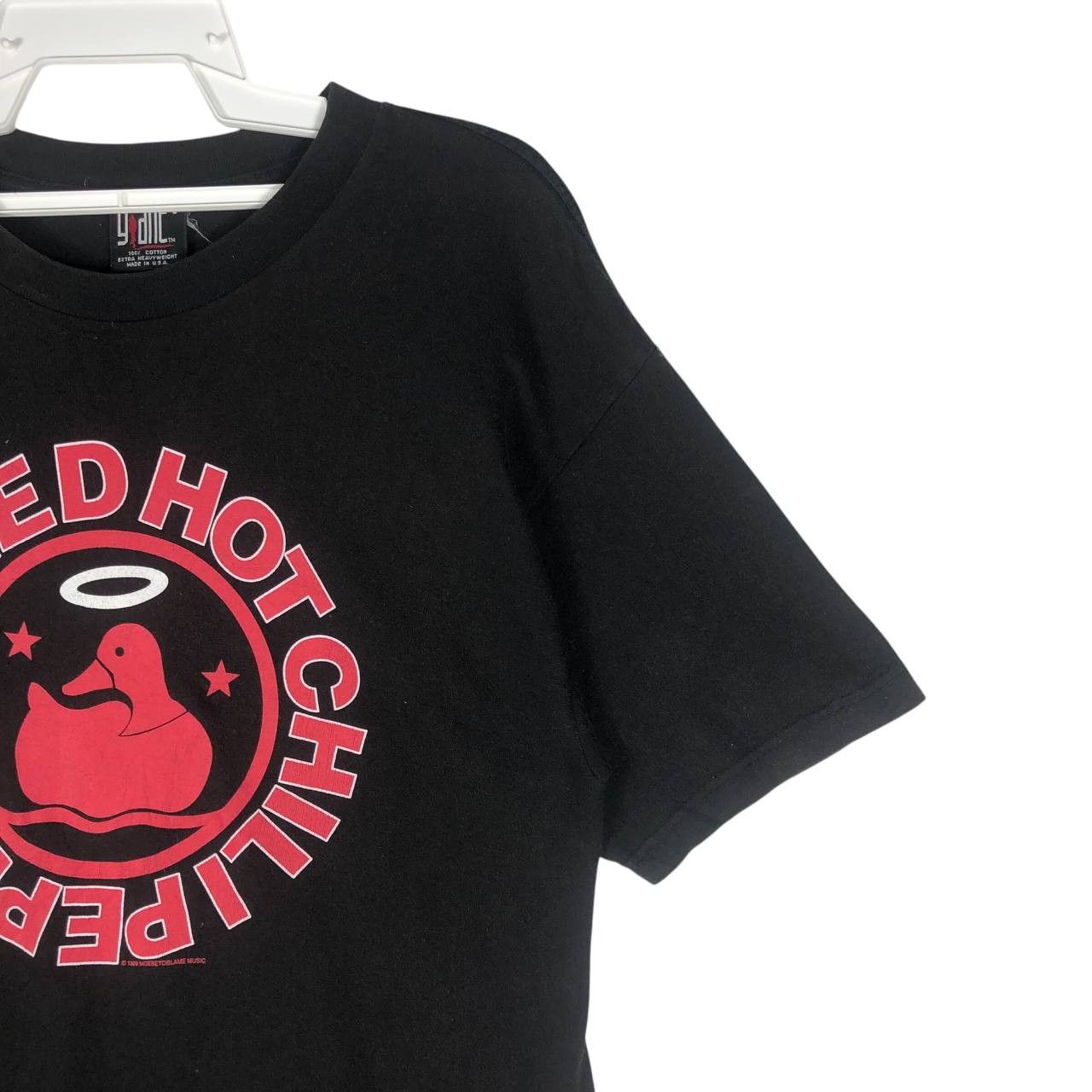 Band Tees Vintage 90s Red Hot Chili Peppers Black T-Shirt Size US L / EU 52-54 / 3 - 4 Thumbnail