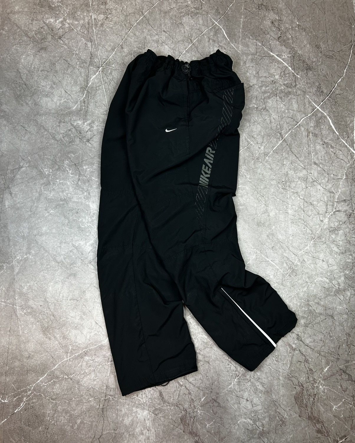 Nike Nike AIR vintage track pants XL black joggers Y2K Gorpcore Size US 34 / EU 50 - 1 Thumbnail