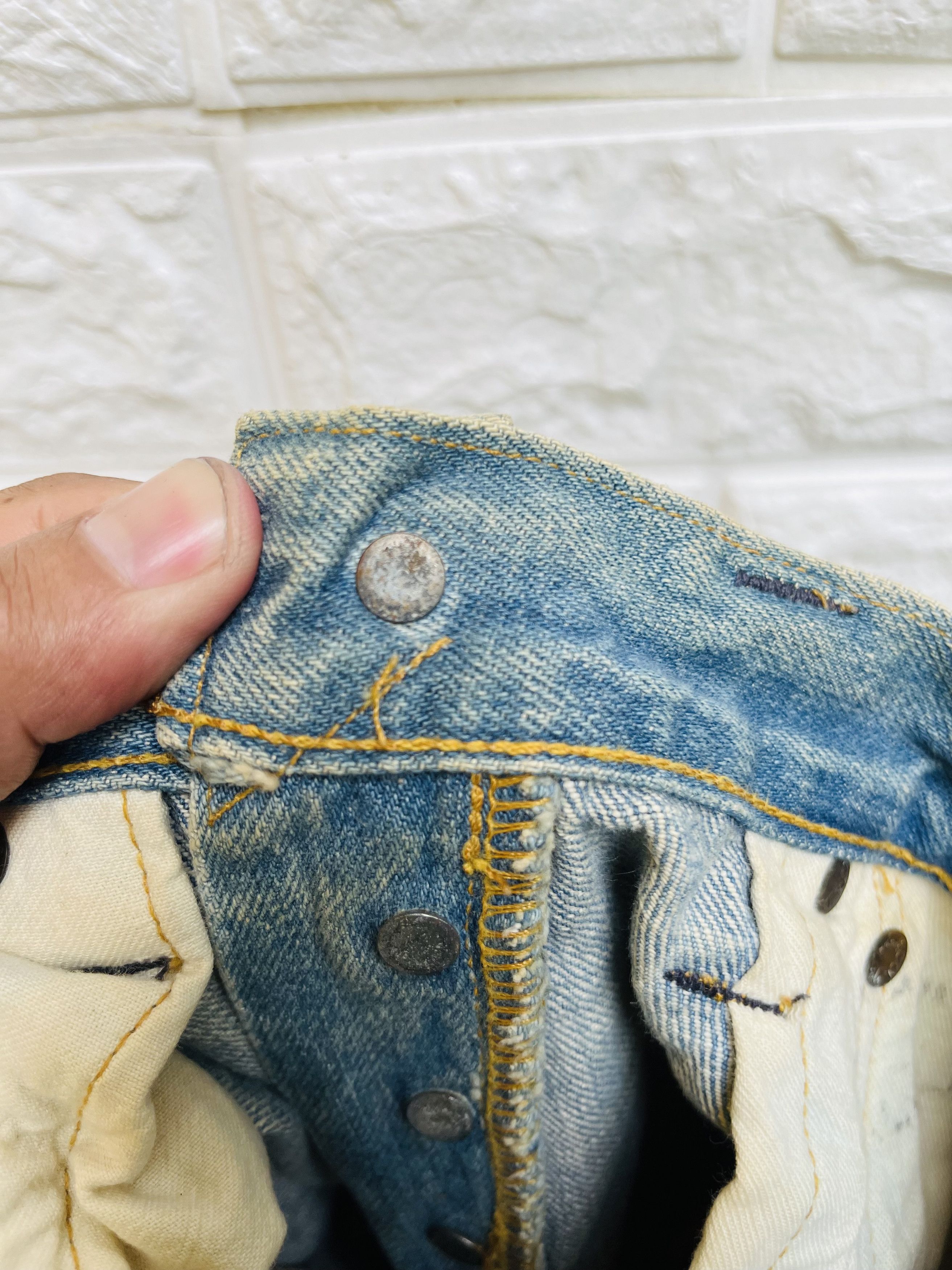 Levi's Vintage Clothing × Vintage Vintage Levis Distressed Designer Fashion Style Size US 28 / EU 44 - 14 Thumbnail
