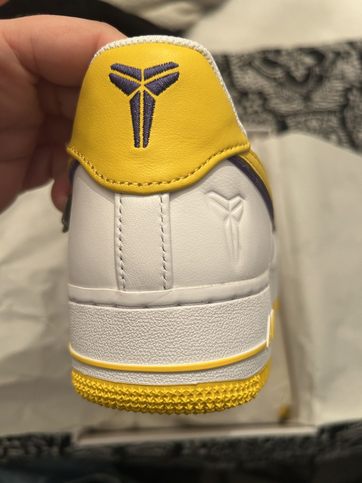 Nike Nike Air Force 1 Kobe Size US 8 / EU 41 - 4 Thumbnail