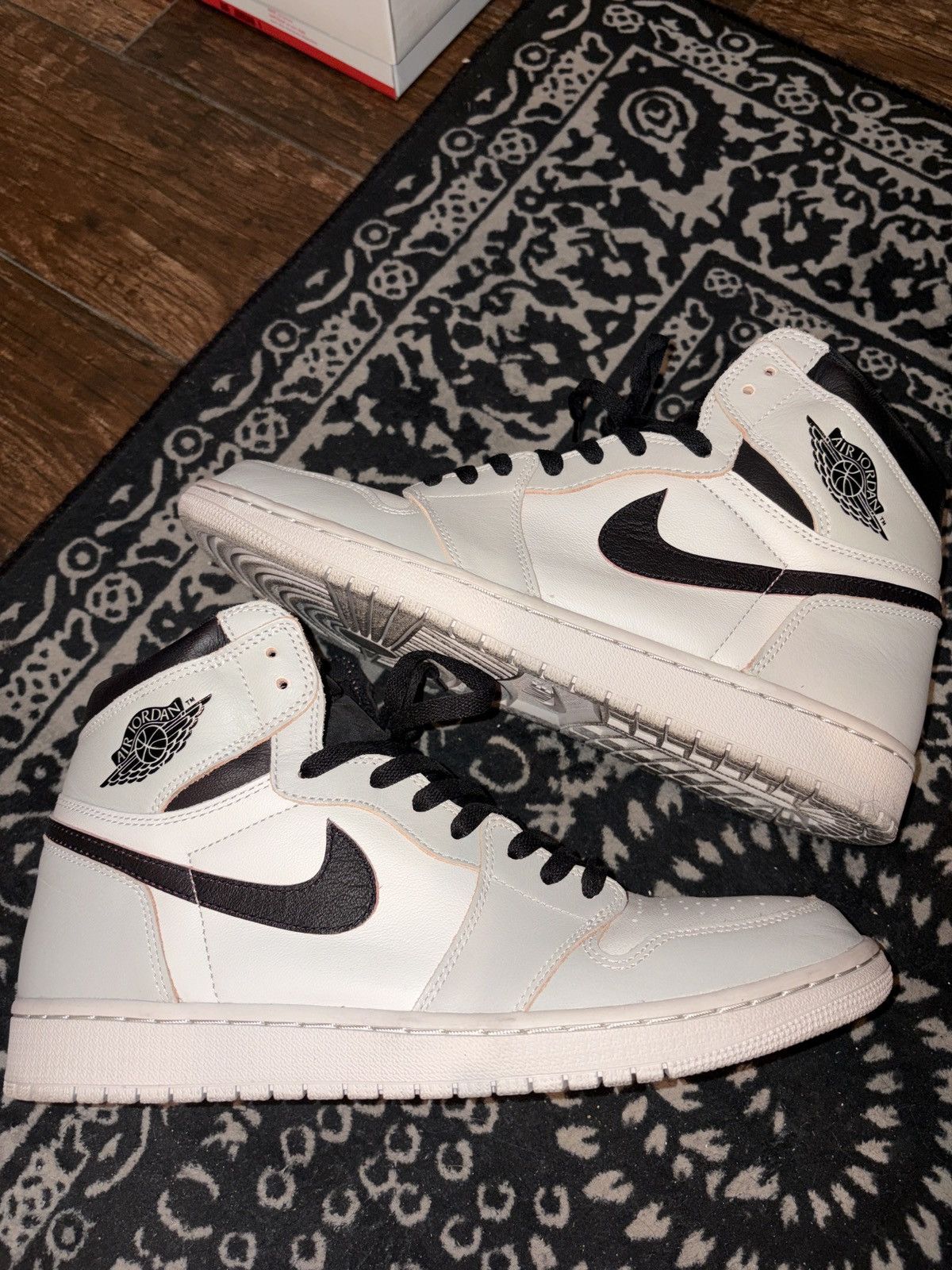 Jordan Brand Jordan 1 Retro High OG Defiant SB Size US 12 / EU 45 - 2 Thumbnail