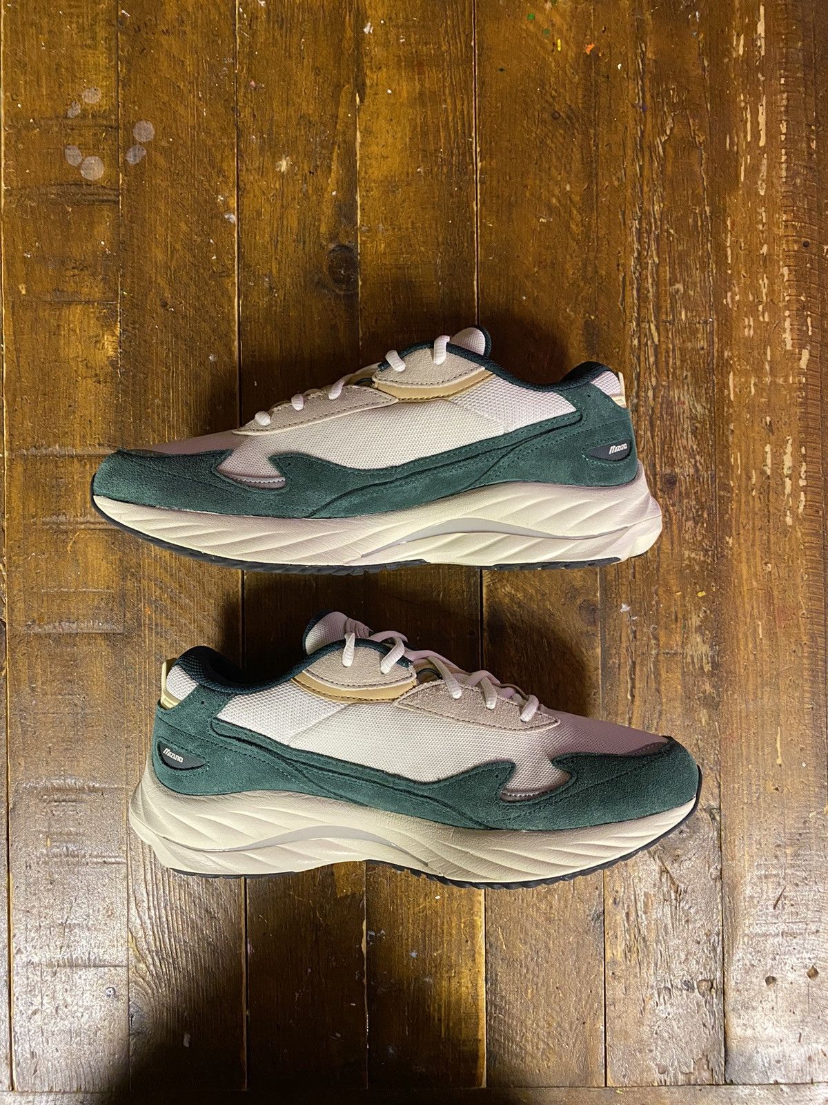 Mizuno Wave Rider Beta “Cream/Green” Size US 9 / EU 42 - 3 Thumbnail