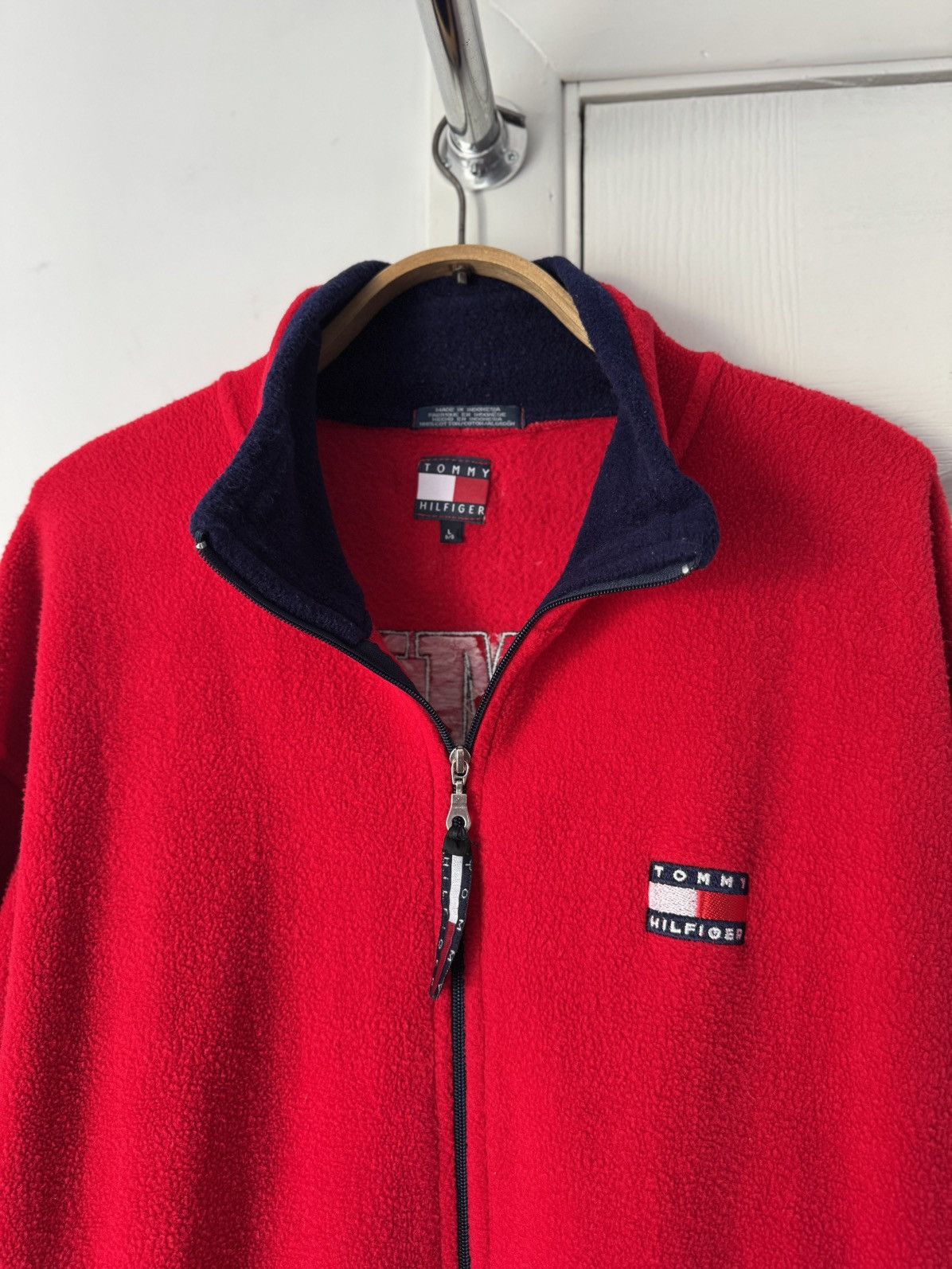 Tommy Hilfiger Vintage 90s Tommy Hilfiger Full Zip Fleece Red Size US L / EU 52-54 / 3 - 5 Thumbnail