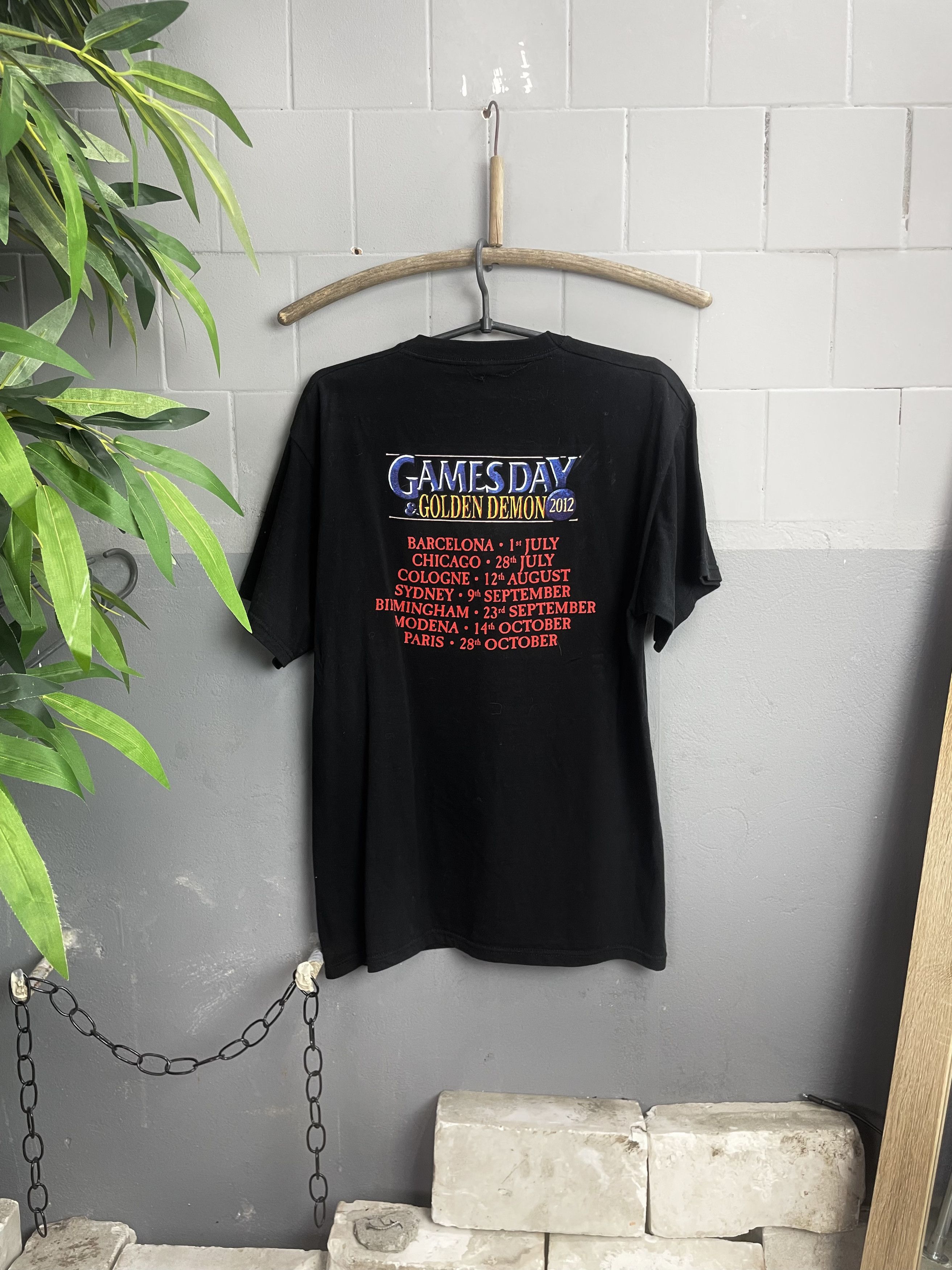 Other 2012 GAMES WORKSHOP GAMES DAY & GOLDEN DEMON TOUR TEE - 830 Size US L / EU 52-54 / 3 - 2 Thumbnail