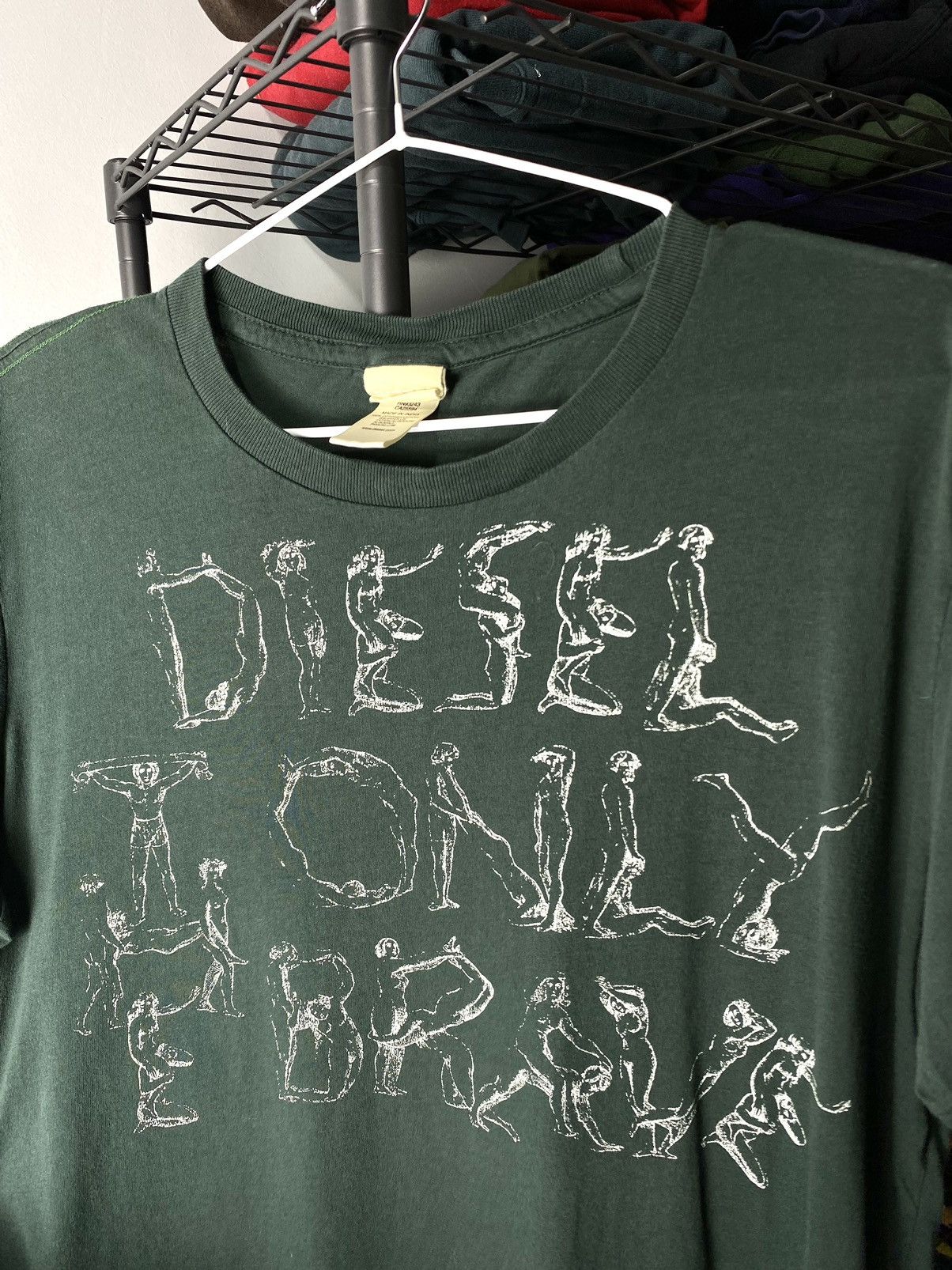 Diesel Diesel Naked Girls Logo T Shirt Vintage Style Size US L / EU 52-54 / 3 - 3 Thumbnail