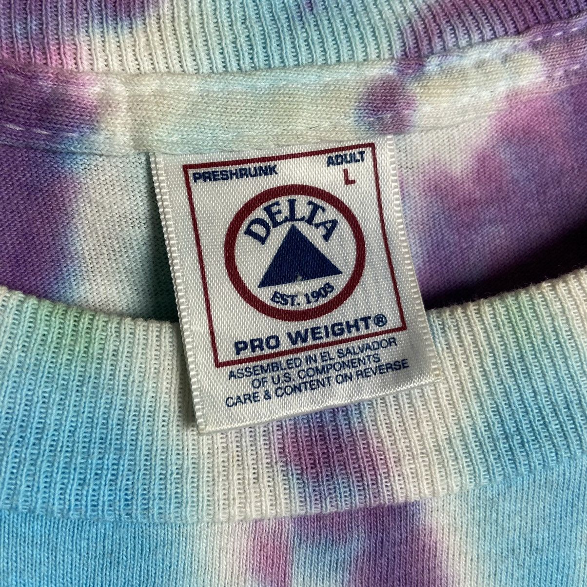 Vintage Vintage 90s Yin Yang Marijuana Fire Ice Earth Art T-Shirt Size US L / EU 52-54 / 3 - 7 Thumbnail