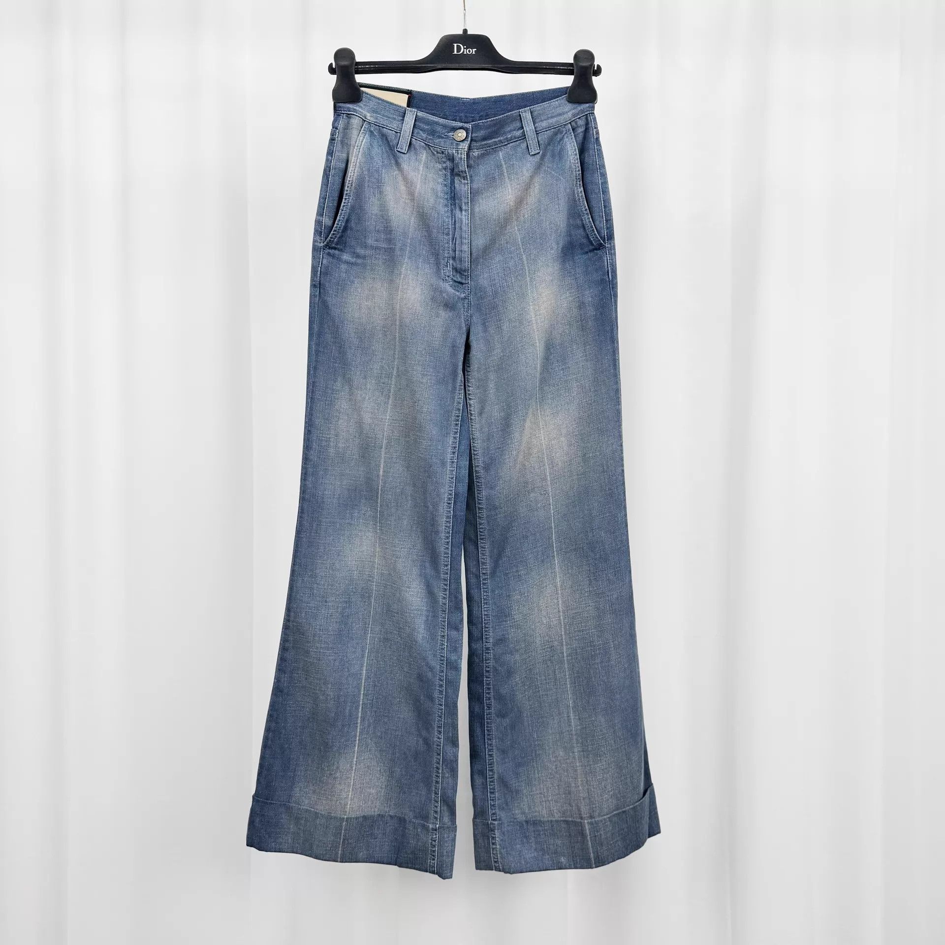 Gucci Gucci Leather Patch Washed Jeans W25 New Size 25" / US 0 / IT 36 - 1 Thumbnail
