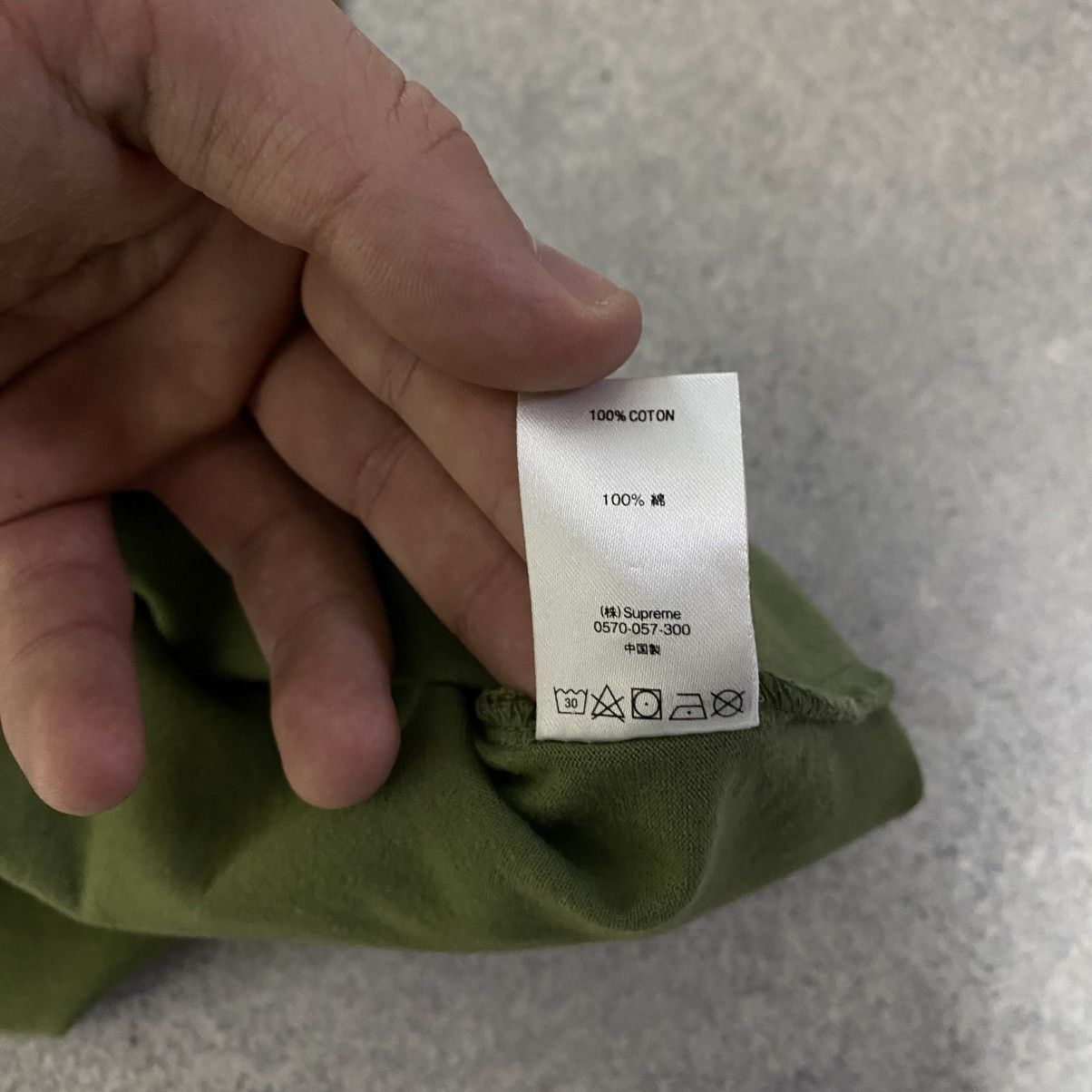 Supreme Supreme T shirt Size L Size US L / EU 52-54 / 3 - 8 Thumbnail