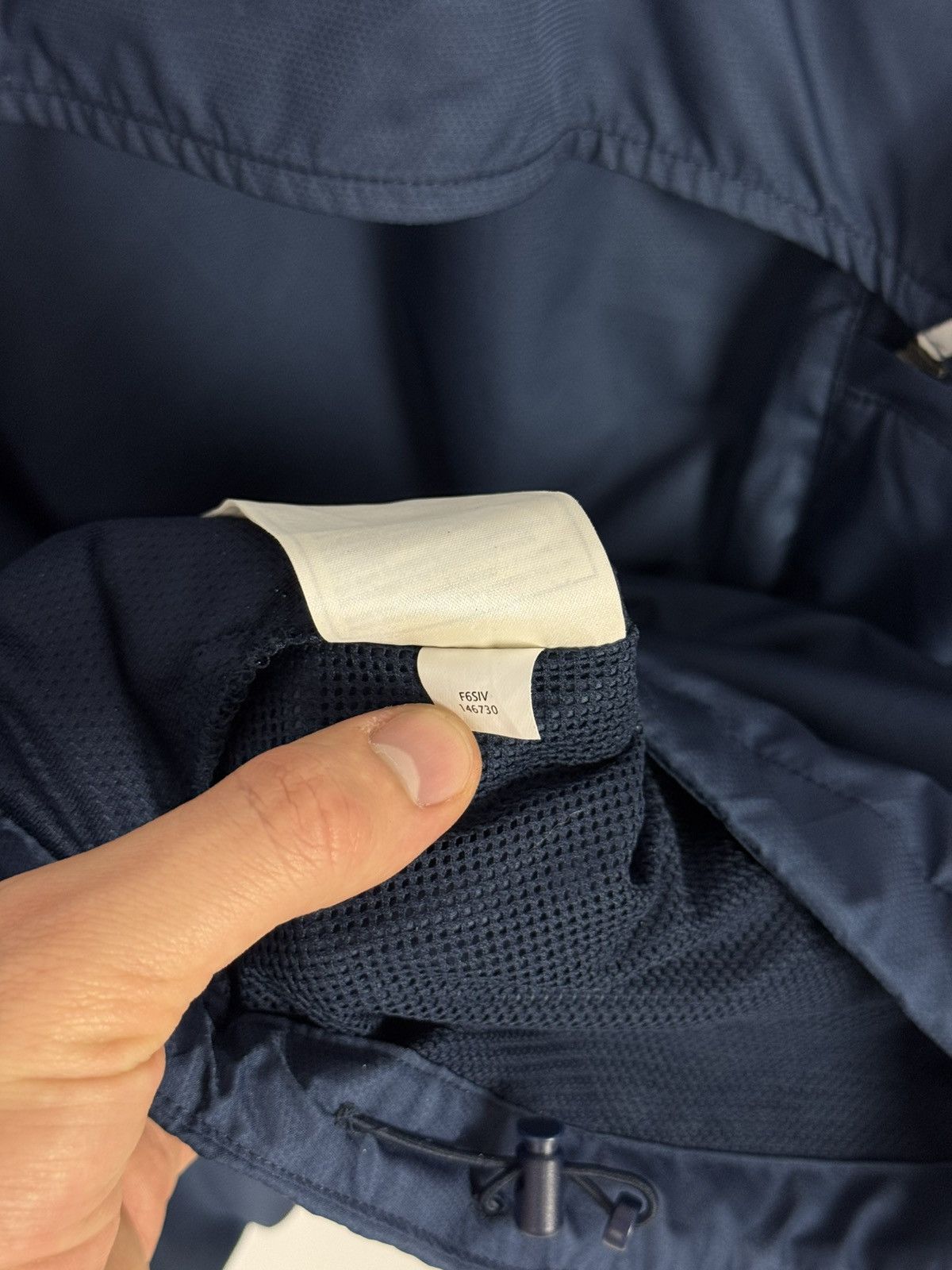 Nike Y2K Vintage Nike 2in1 Paneled Nylon Vented Running Jacket Size US M / EU 48-50 / 2 - 19 Thumbnail