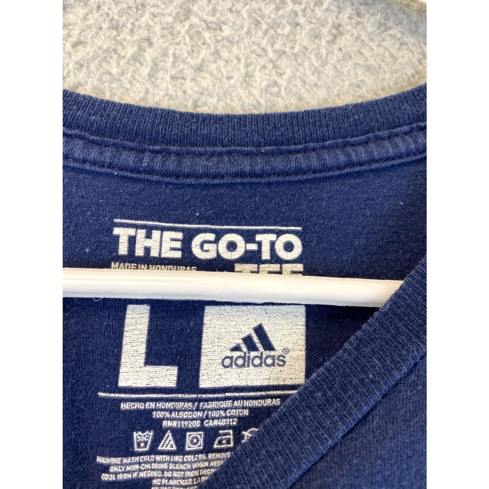 Adidas Adidas Shirt Men L Navy Blue Crew Neck Short Sleeve Graphic Logo Cotton Sports 74-44 Mens Size US L / EU 52-54 / 3 - 3 Thumbnail