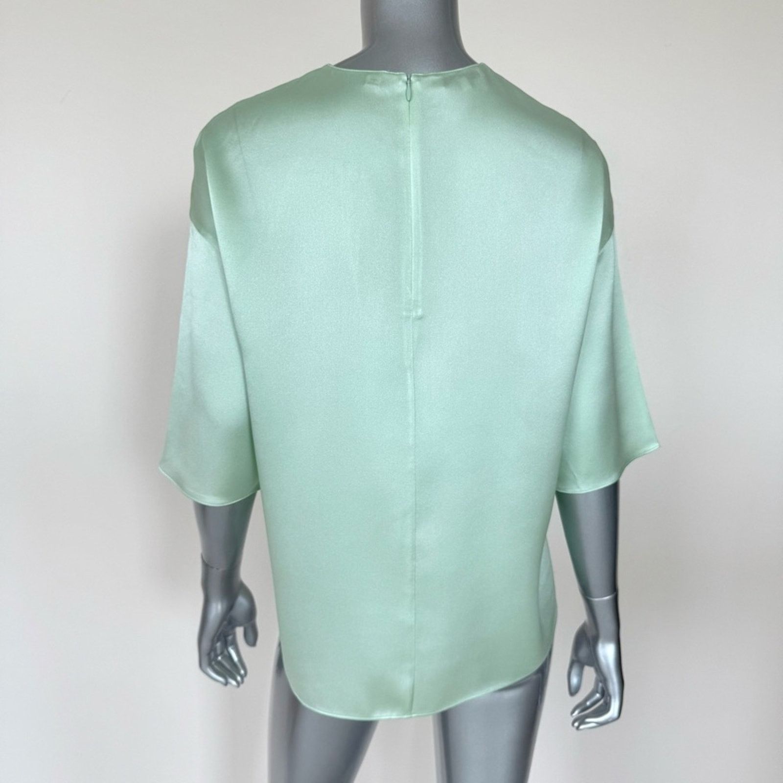 Theory NEW!! Theory women silk blouse size XS Retail 350$ Size XS / US 0-2 / IT 36-38 - 4 Thumbnail