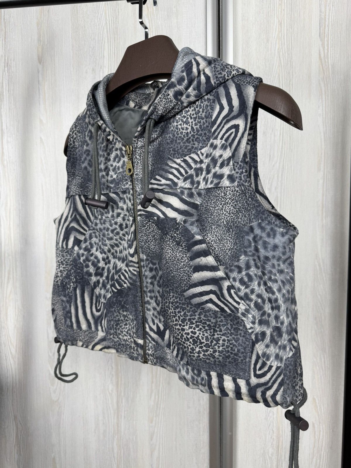 Vintage Cruse vintage animal leopard tiger print leather hooded vest Size L / US 10 / IT 46 - 5 Thumbnail
