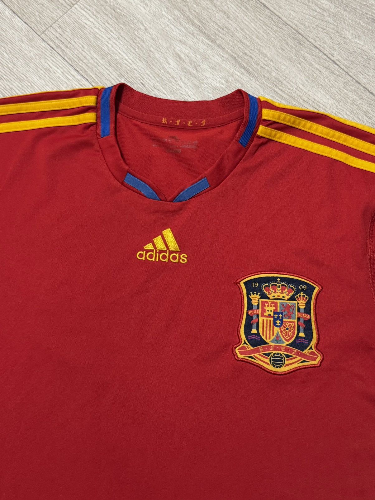 Adidas 🔷Vintage Adidas Spain 2009/10 Soccer jersey🔷 Size US L / EU 52-54 / 3 - 2 Thumbnail