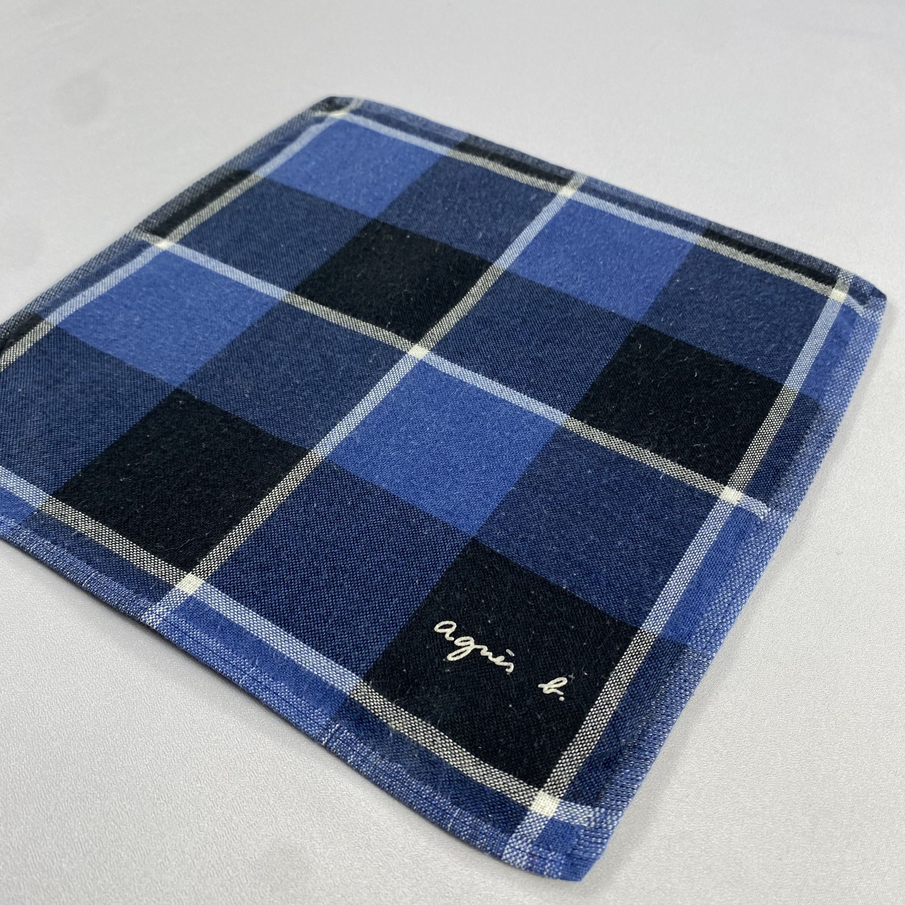 Vintage × agnes b. Agnes.B Neckerchief / Bandana / Handkerchief-P984 Size ONE SIZE - 2 Thumbnail