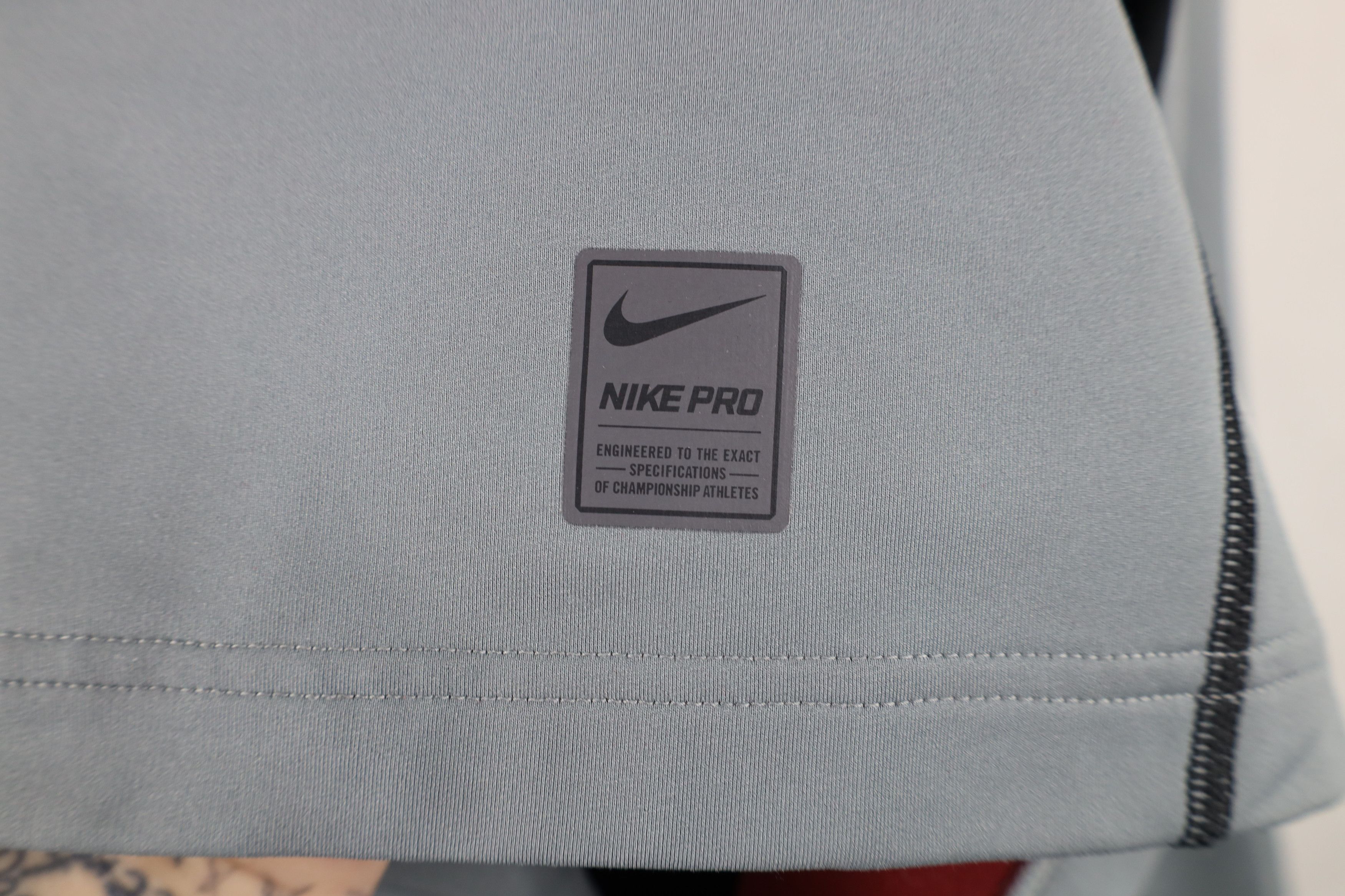 Nike Nike Pro Compression HyperWarm Half Zip Pullover Sweater Top Size US M / EU 48-50 / 2 - 5 Thumbnail