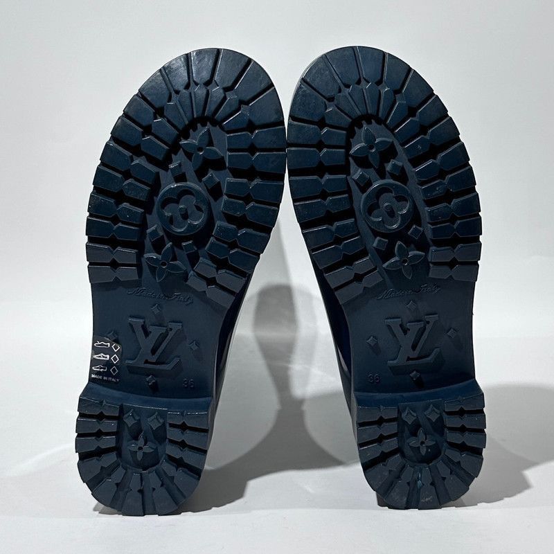 Louis Vuitton Louis Vuitton Glossy Logo Rain Boots in Deep Blue - Size US 5.5 / EU 38 - 6 Thumbnail