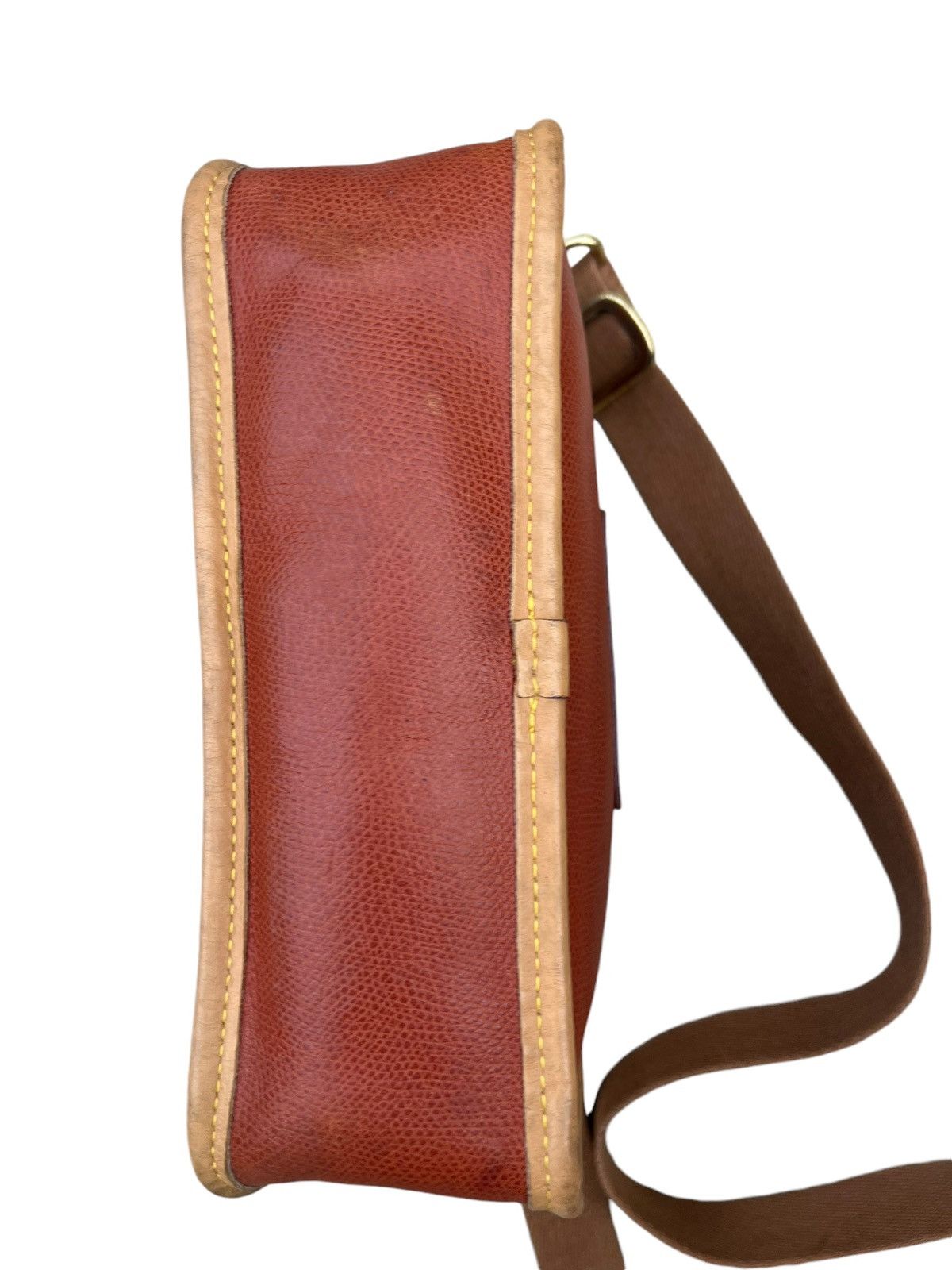 Leather Vintage 90s Upla Paris Scratches Patina Leather Sling Bag Size ONE SIZE - 20 Thumbnail