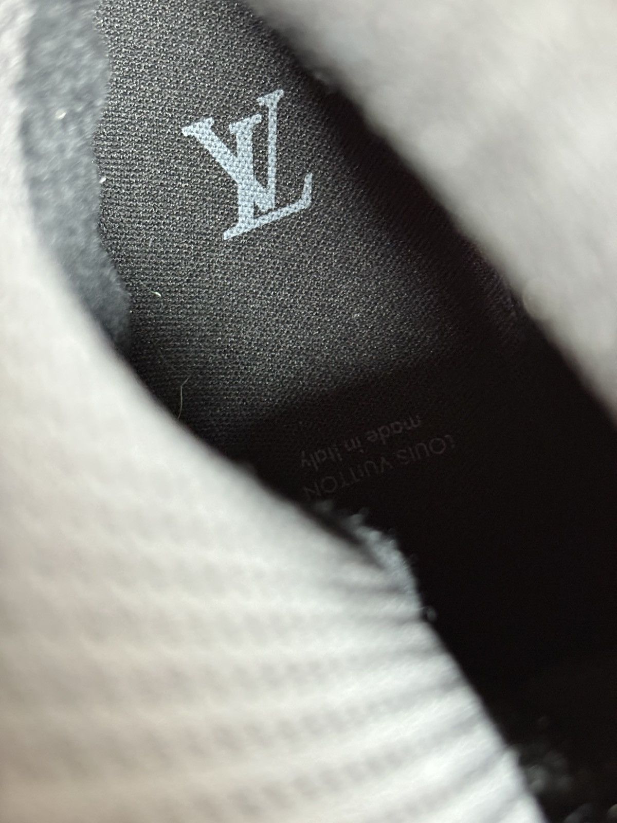 Louis Vuitton Louis Vuitton Snow Trainer Boot Hightop Black Sneaker Size US 9.5 / EU 42-43 - 9 Thumbnail