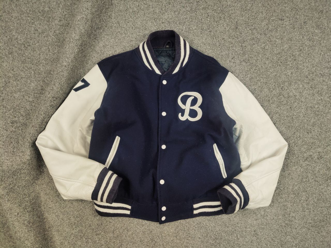 Vintage Vintage 90's Varsity Letterman Dark Blue Wool Bomber Jacket Size US M / EU 48-50 / 2 - 5 Thumbnail