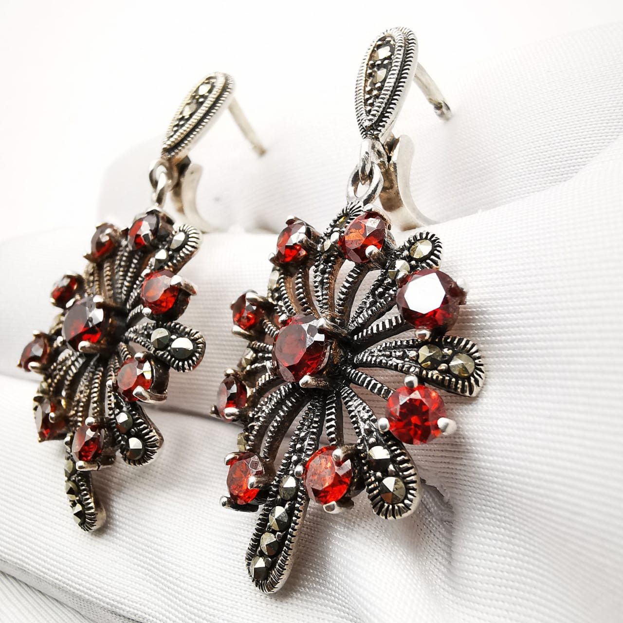 Sterling Silver Exclusive Vintage 925 Sterling Silver Earrings ,Ruby, Size ONE SIZE - 4 Thumbnail