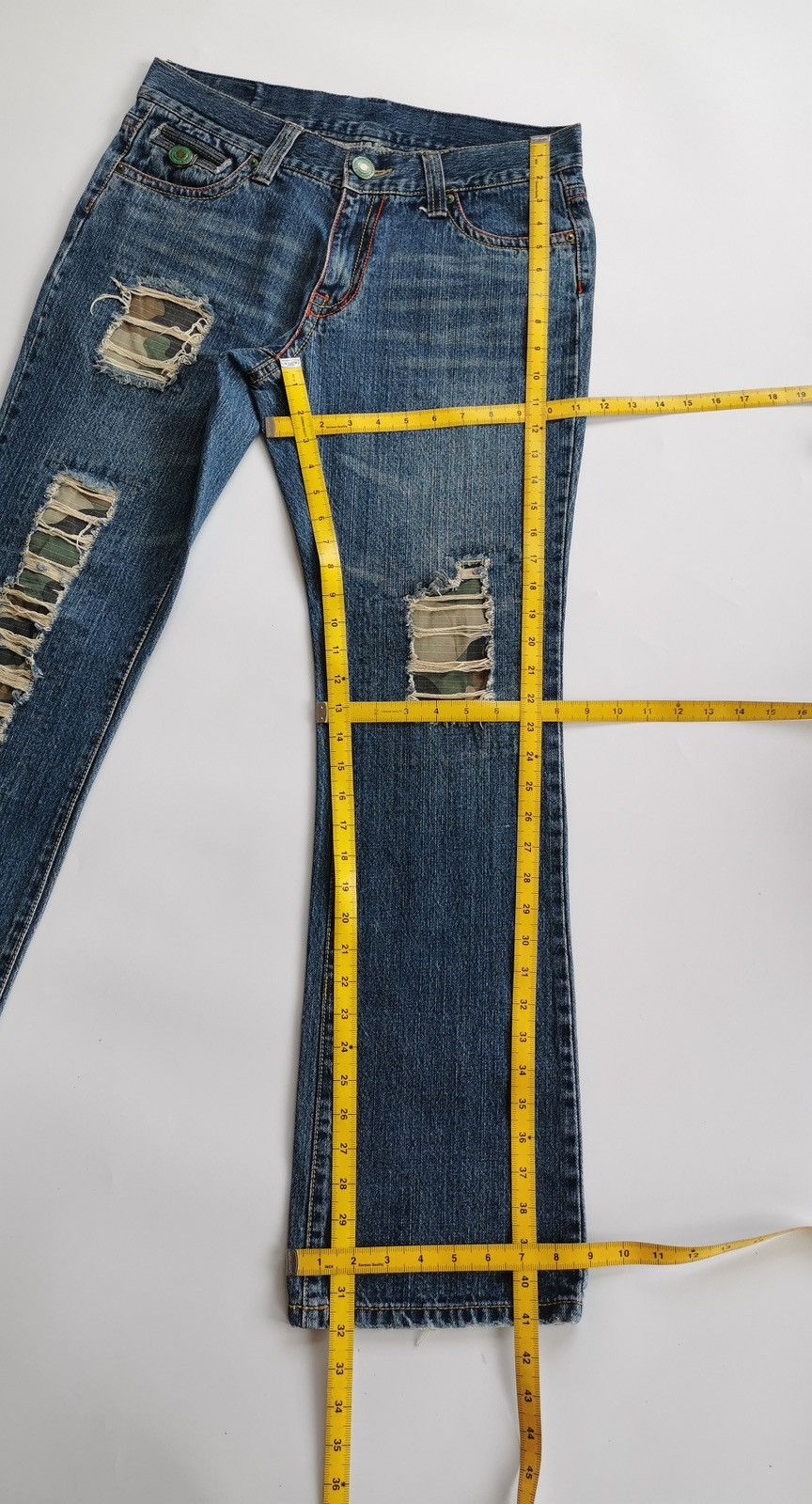 Japanese Brand Unbrand Japan Bootcut Camo Patchwork Repaired Jeans Size US 33 - 9 Thumbnail