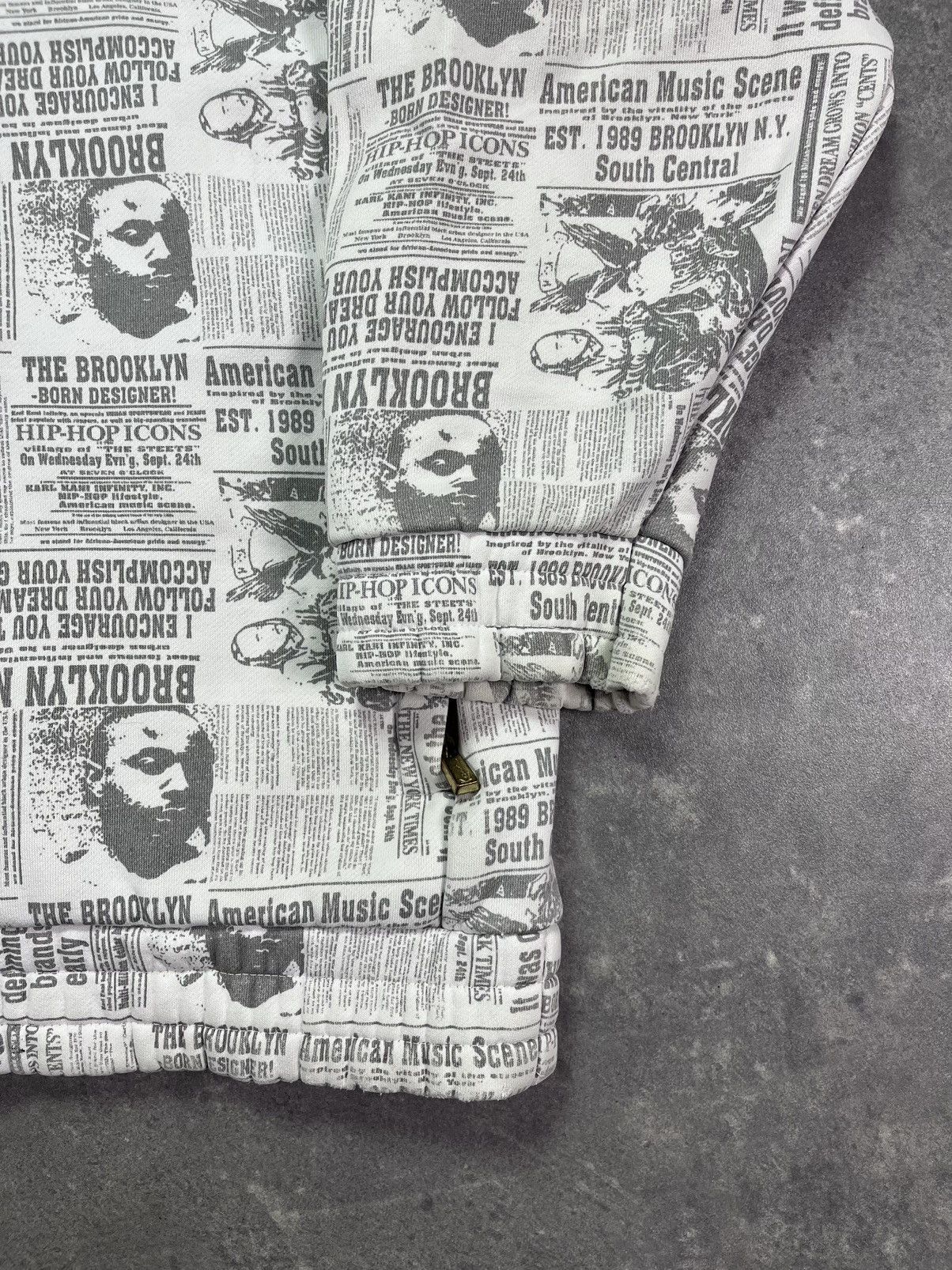 Karl Kani 00s Karl Kani Baggy Newspaper AOP Heavy Zip Hoodie Jacket XL Size US XL / EU 56 / 4 - 8 Thumbnail