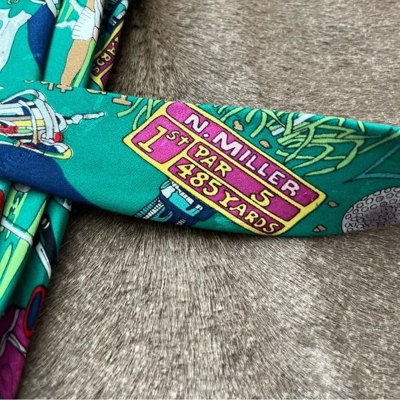 Nicole Miller × Vintage VTG Nicole Miller 1993 Female Swing Golfing Fanatic Silk Nec Size ONE SIZE - 4 Thumbnail