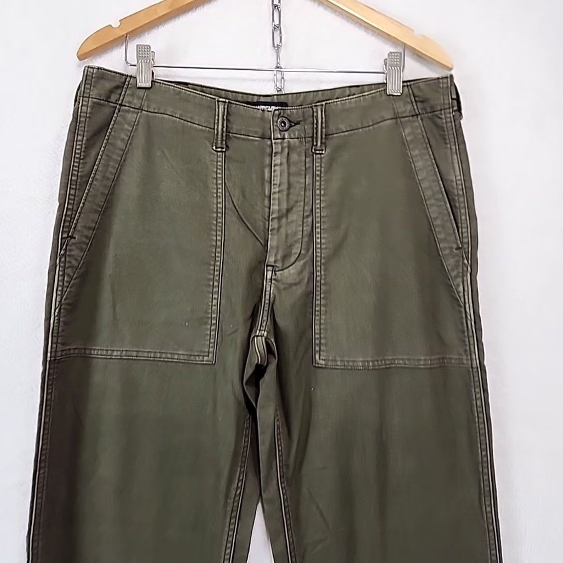 Lands' End Lands' End Men's 34 Adjustable Waist Olive Green Chino Outdoor Camp Pants Shirt? Size US 34 / EU 50 - 2 Thumbnail