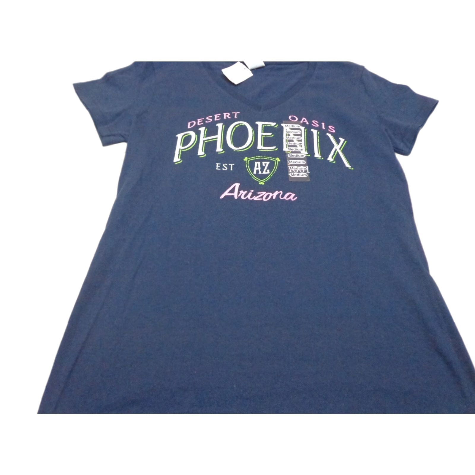 Gildan Phoenix Arizona Desert Oasis Blue Women's Short Sleeve V Neck T-Shirt NEW Size M / US 6-8 / IT 42-44 - 1 Thumbnail